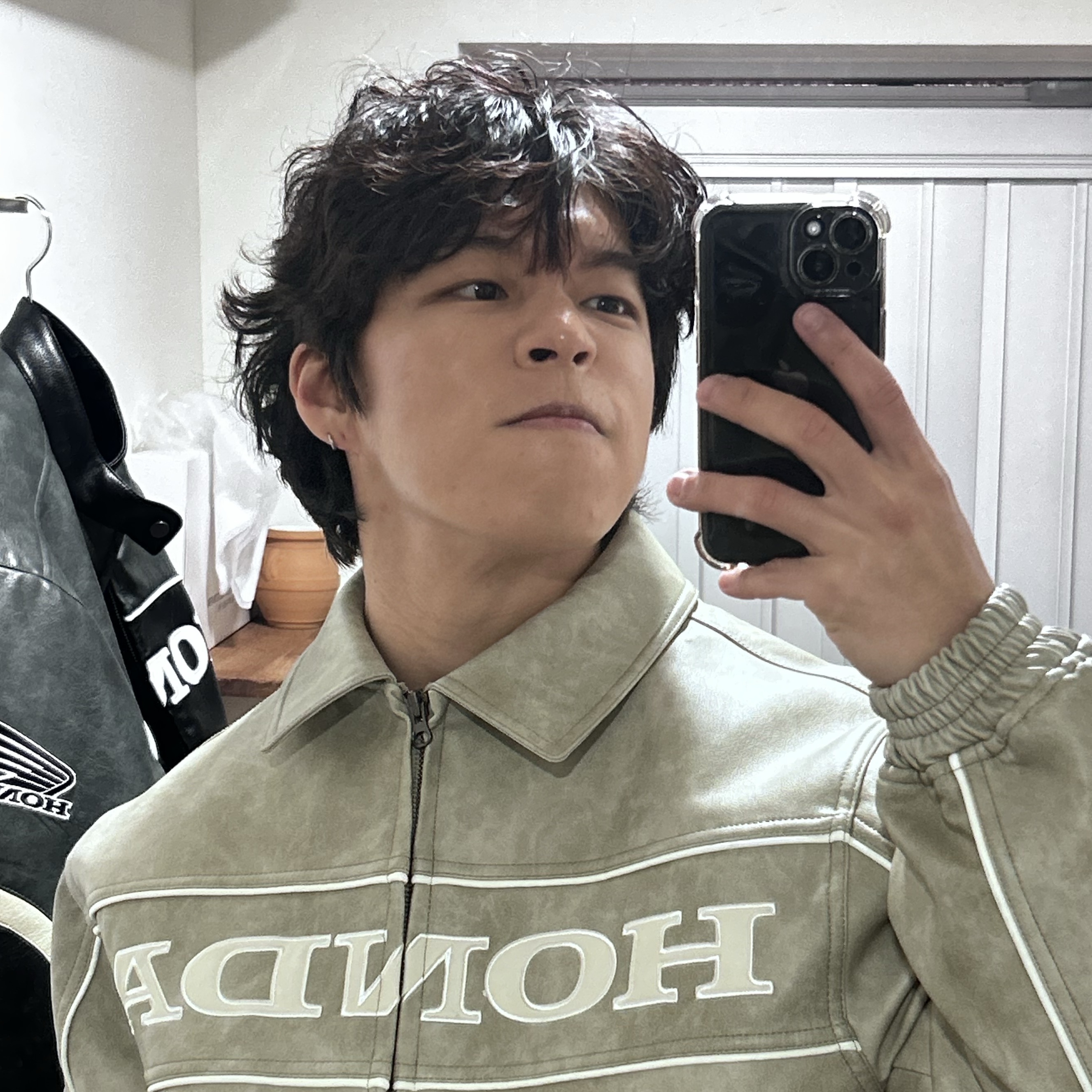 Honda Engineered Leather Piping Motorcycle Jacket Beige 착용 스타일