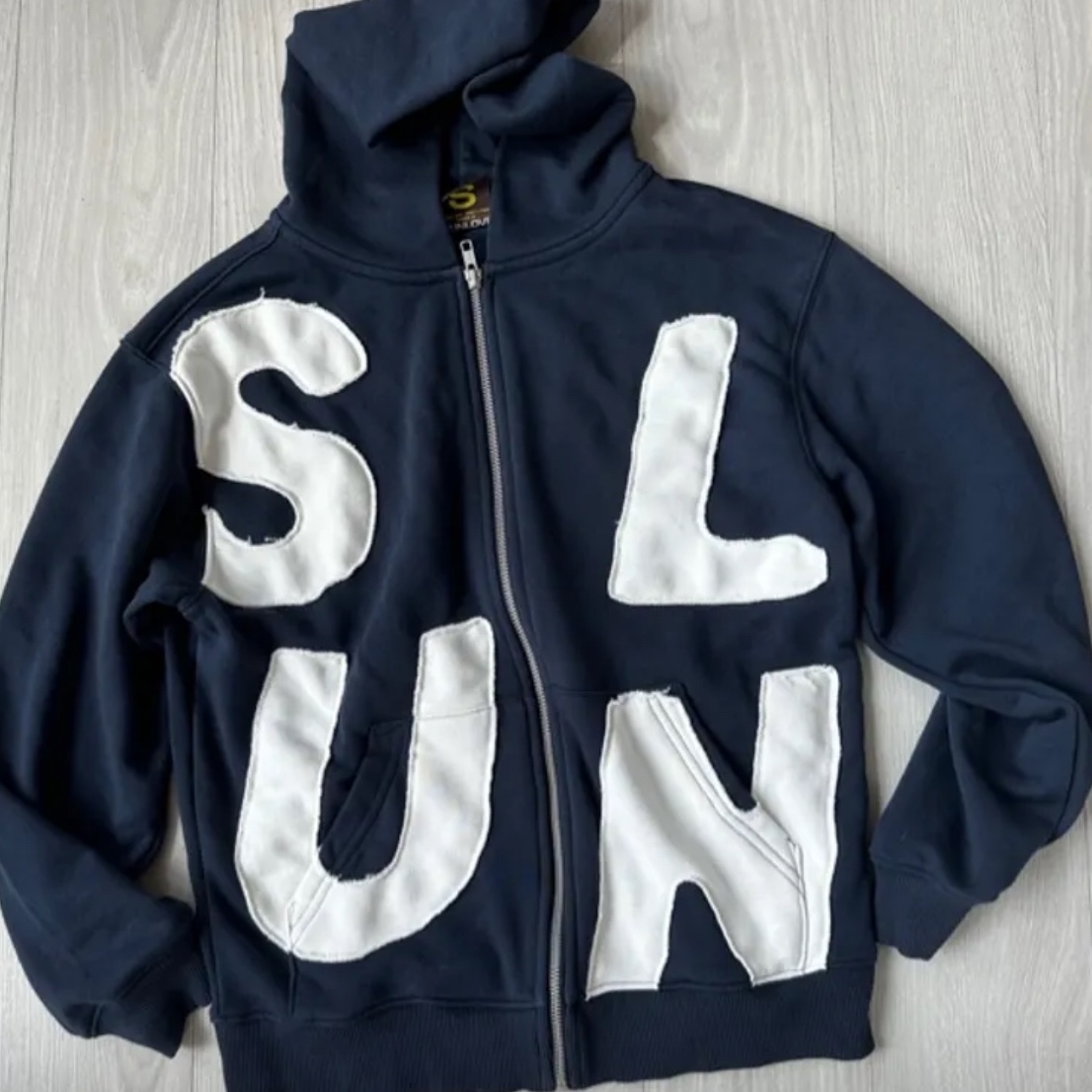 [더블적립] sunlovetour Capital Zip Up Hoodie Navy 착용 스타일