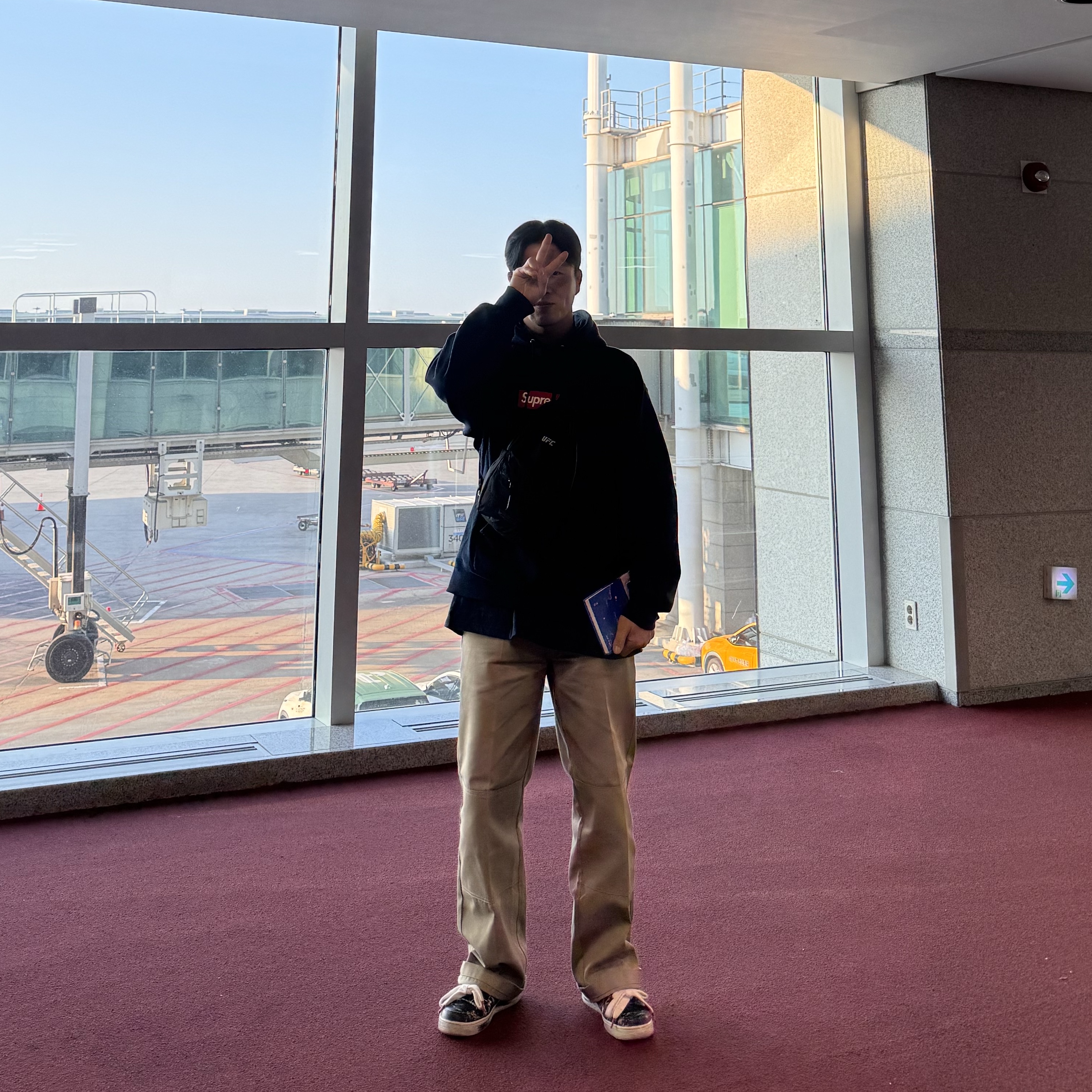 Nike x Peaceminusone Air Force 1 Low Para-Noise 3.0 Black and Multicolor, Dickies Loose Fit Double Knee Work Pants Khaki 착용 스타일 - 1