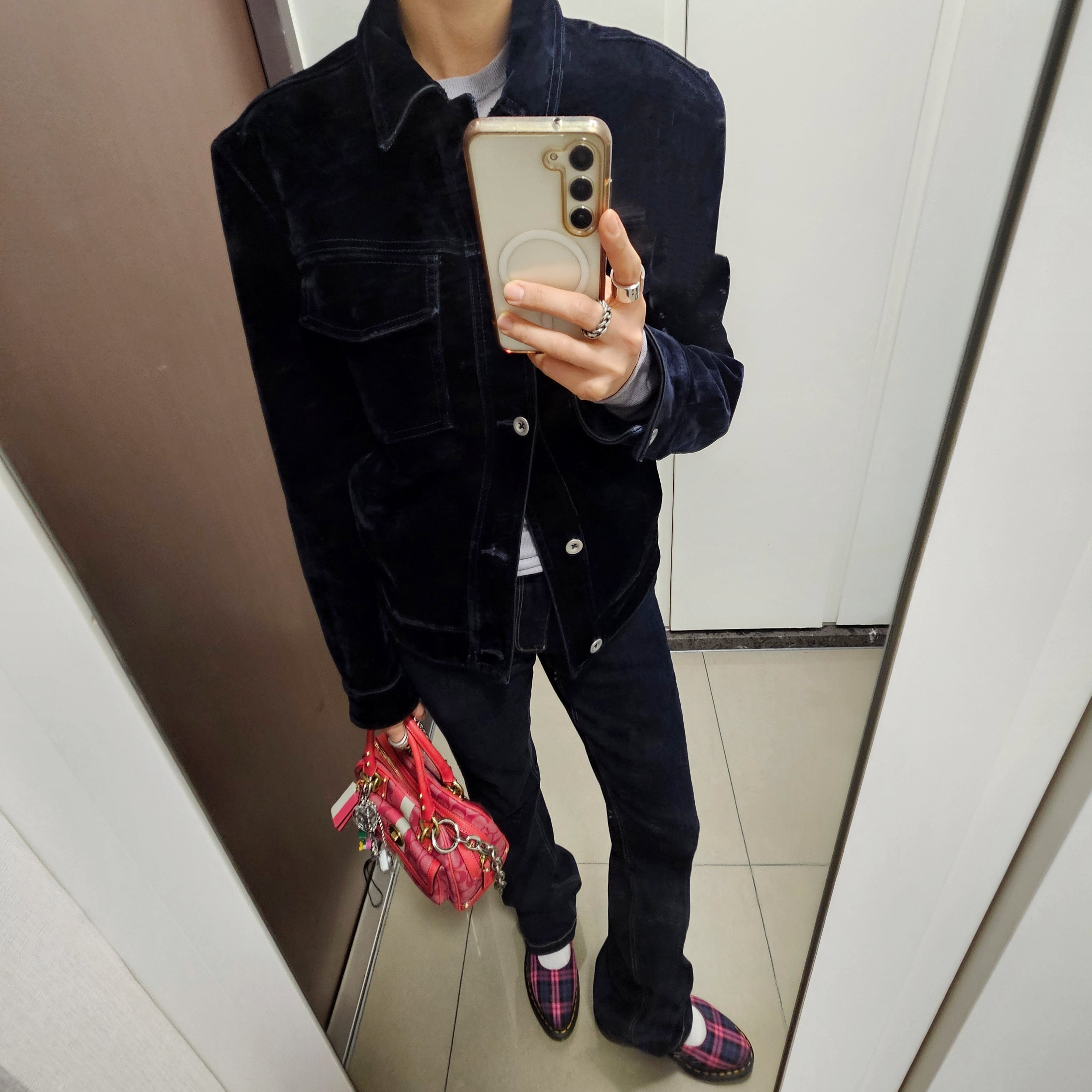 (W) Dr. Martens Elphie Mary Jane Black Pink Multi 착용 스타일 - 3