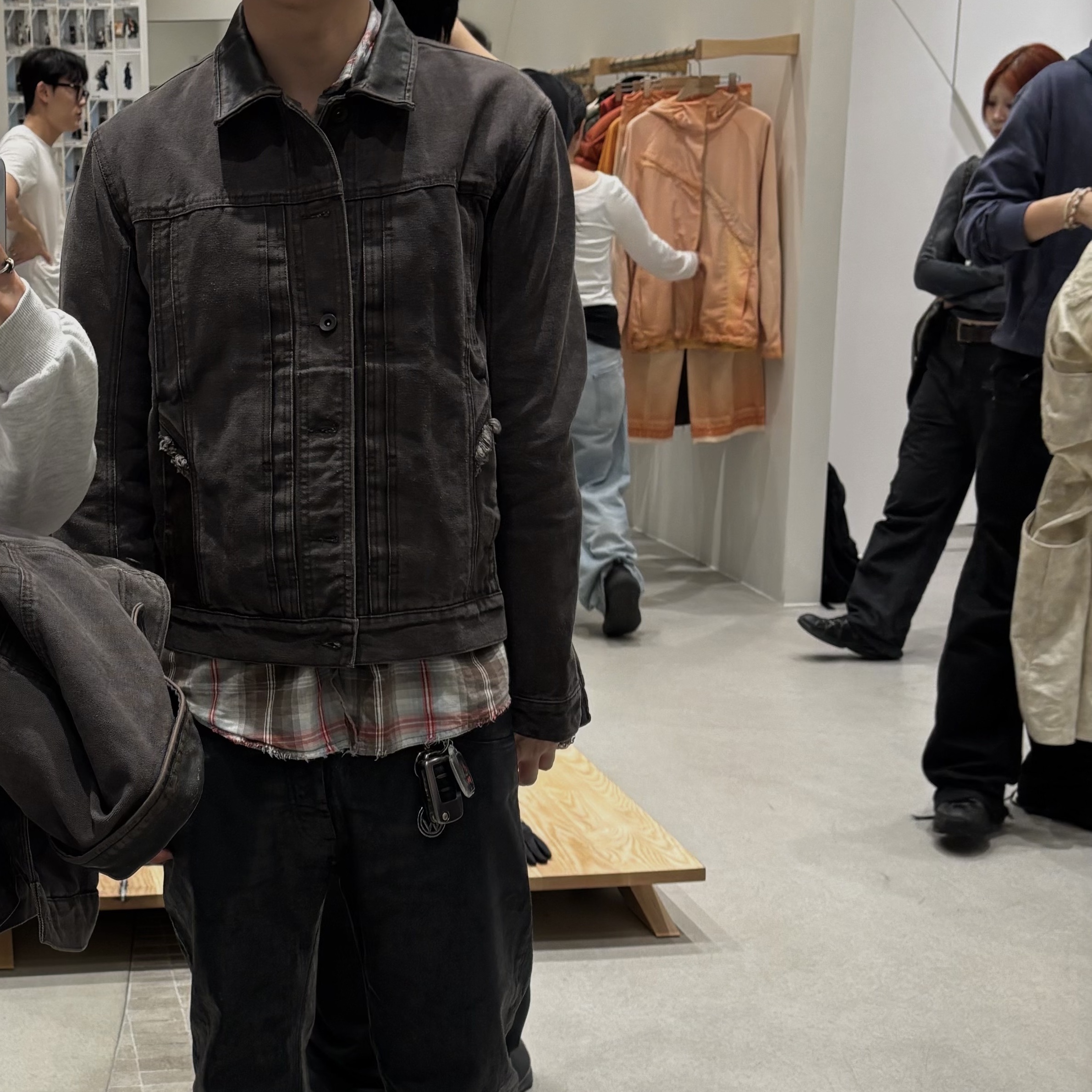 Xlim EP.8 05 Jacket Dark Brown 착용 스타일