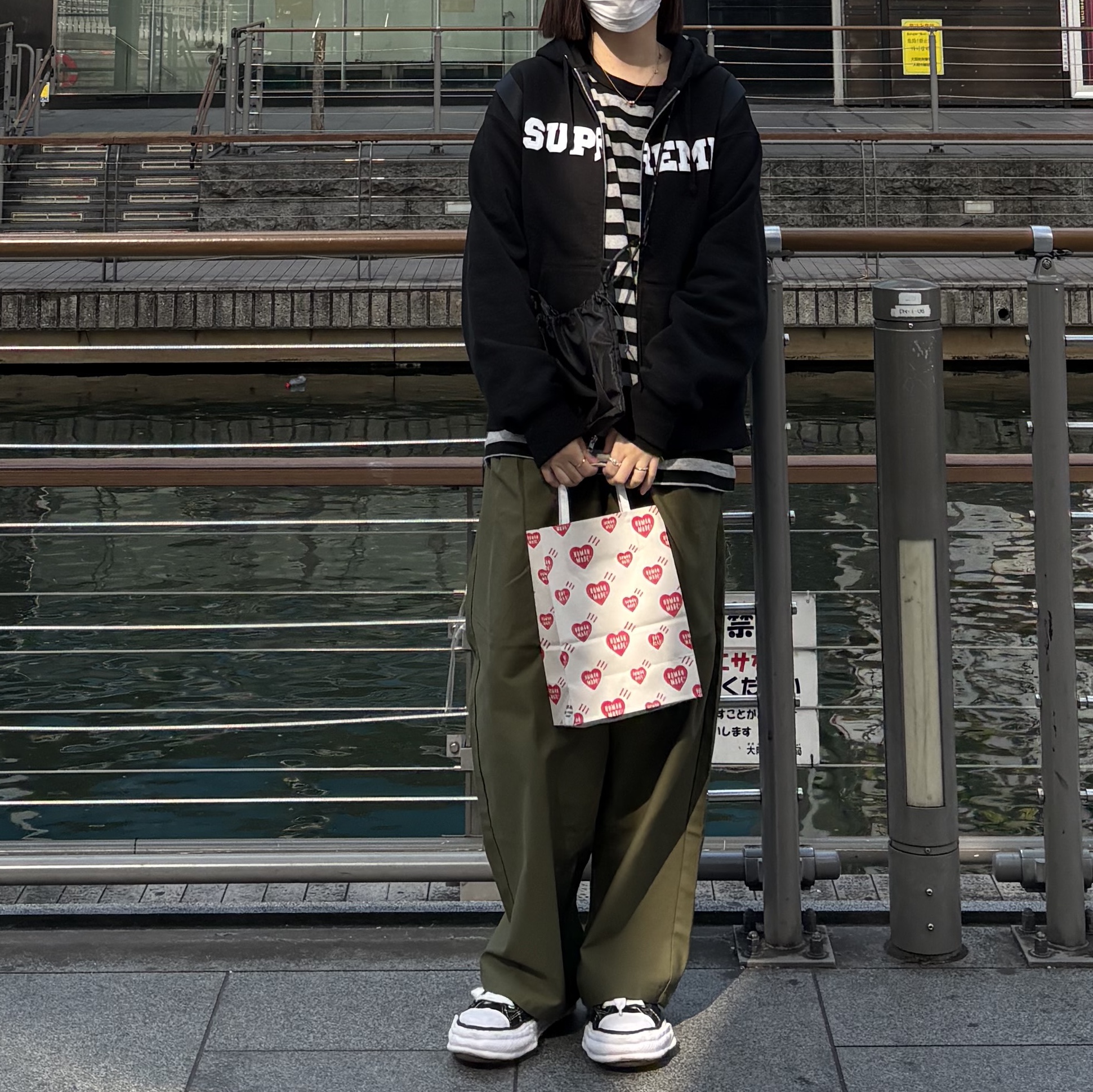 Supreme Arc Thermal Lined Zip Up Hooded Sweatshirt Black - 24FW, Human Made Striped L/S T-Shirt Gray 착용 스타일