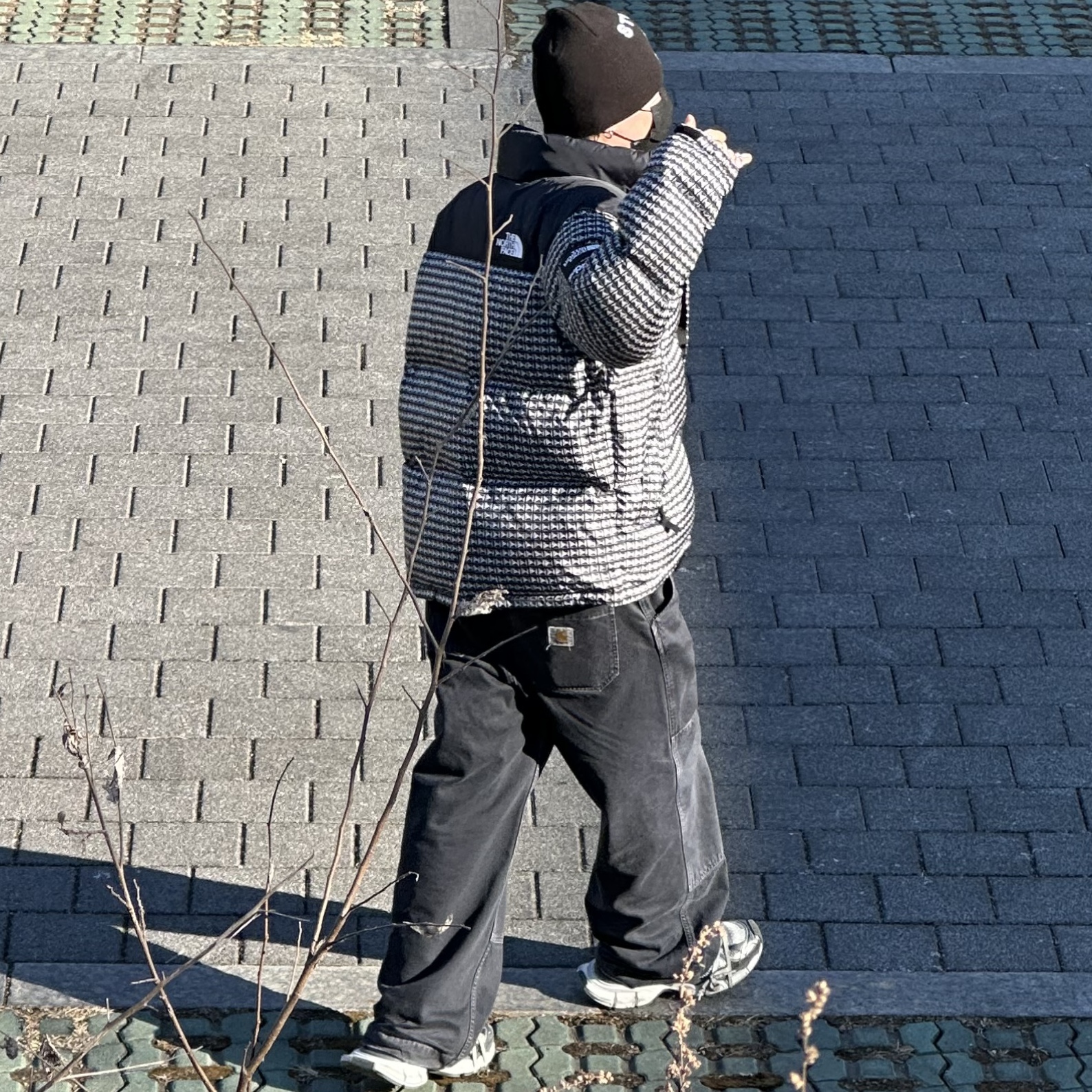 Supreme x The North Face Studded Nuptse Jacket Black - 21SS 착용 스타일