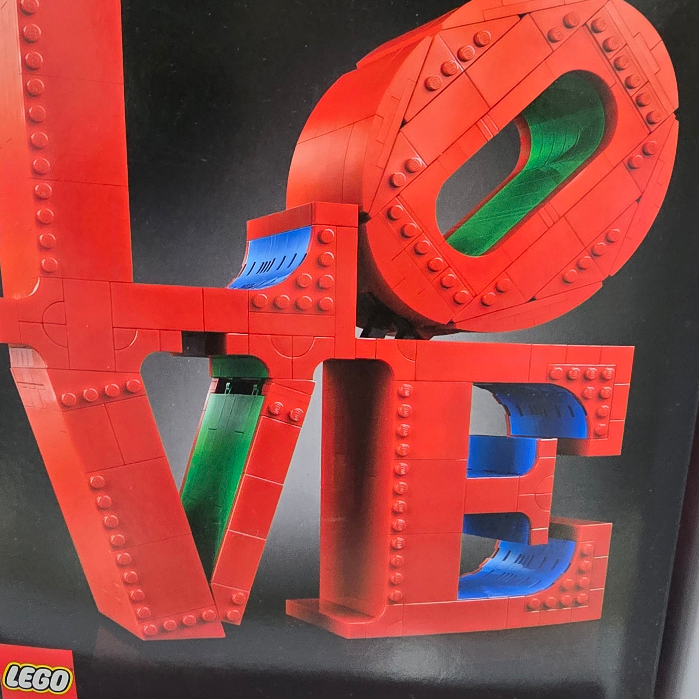 Lego LOVE 착용 스타일