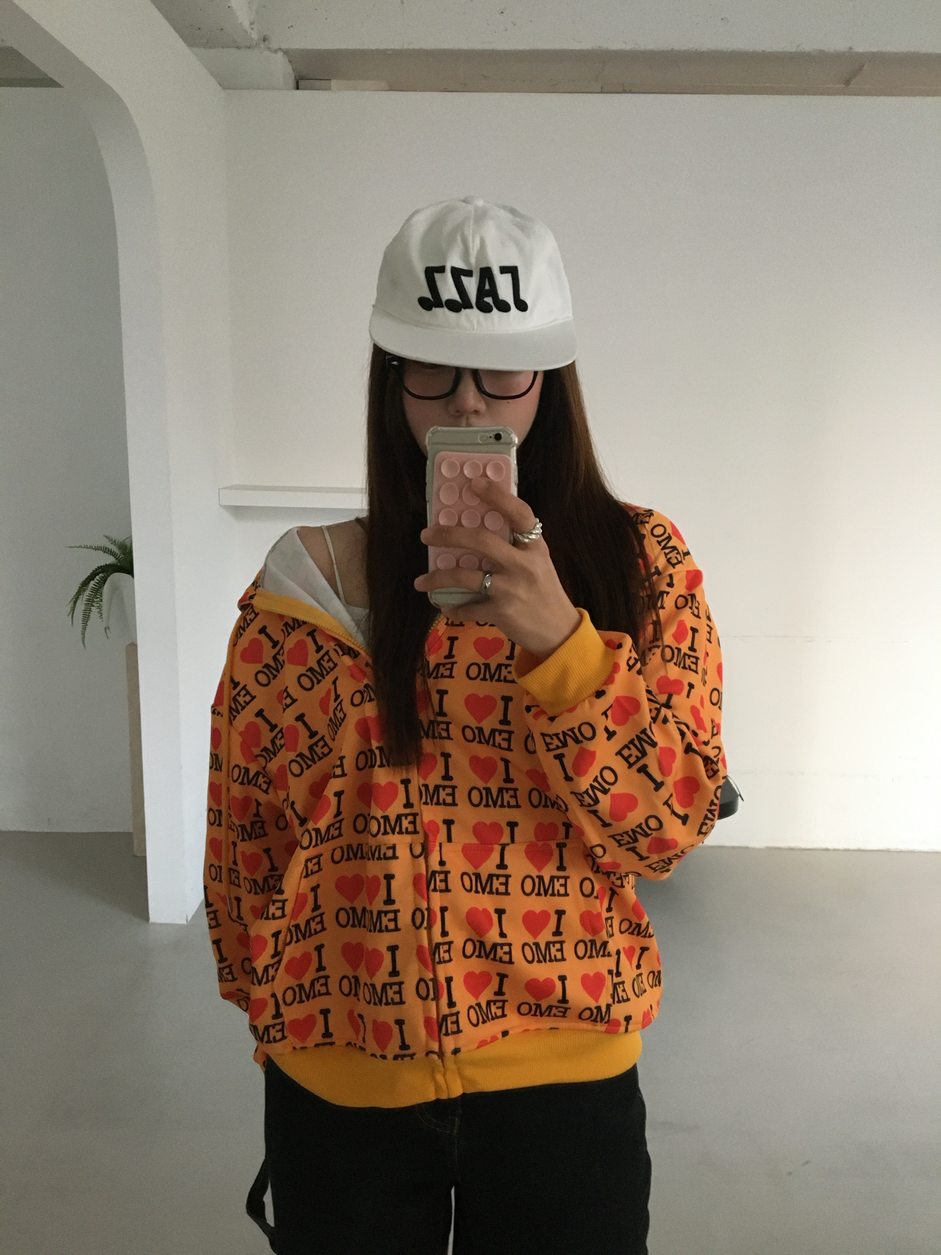 [KREAM 단독] Kikozy New Jazz Cap White 착용 스타일