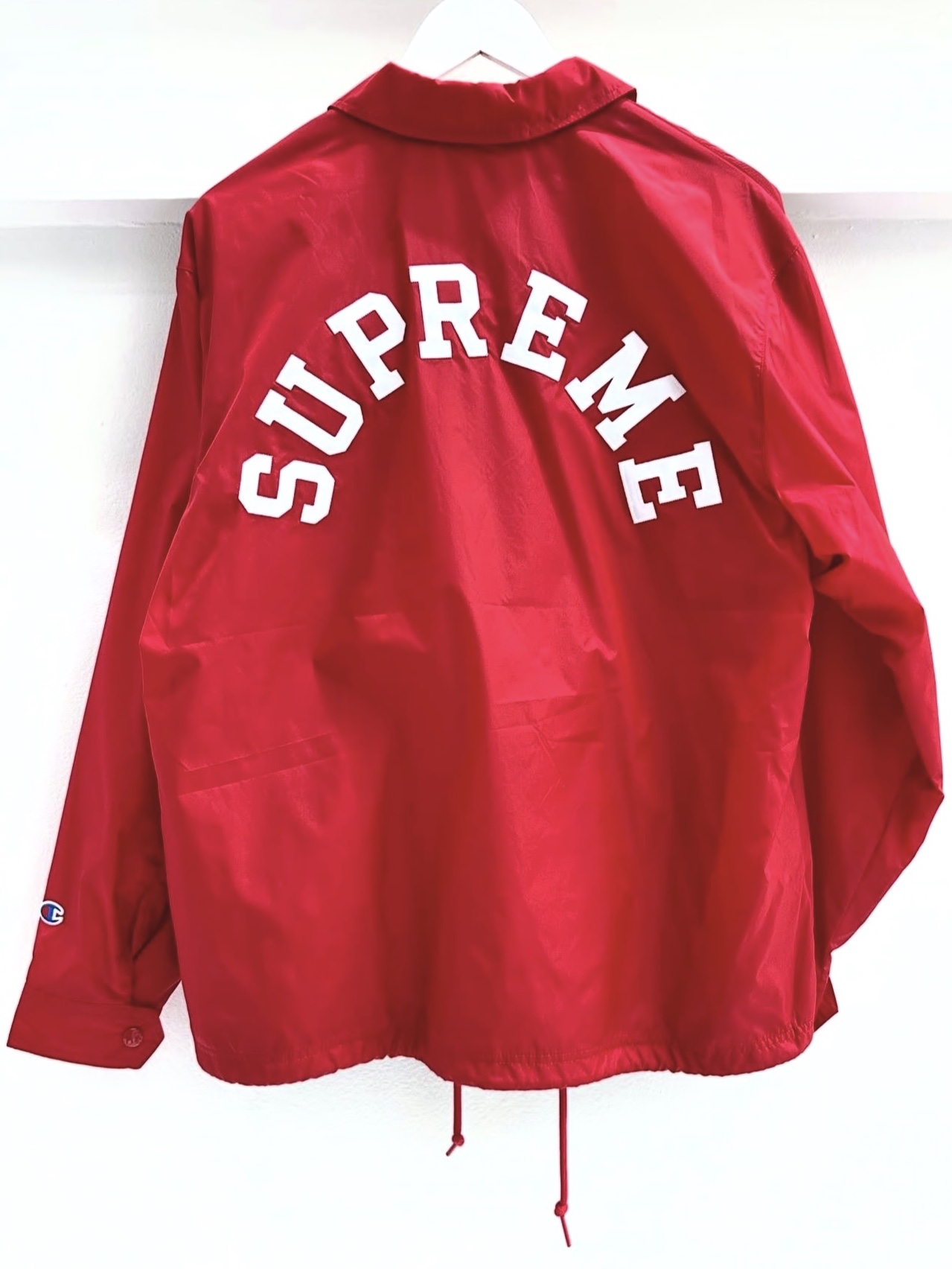 Supreme x Champion Coaches Jacket Red - 24SS 착용 스타일 - 1