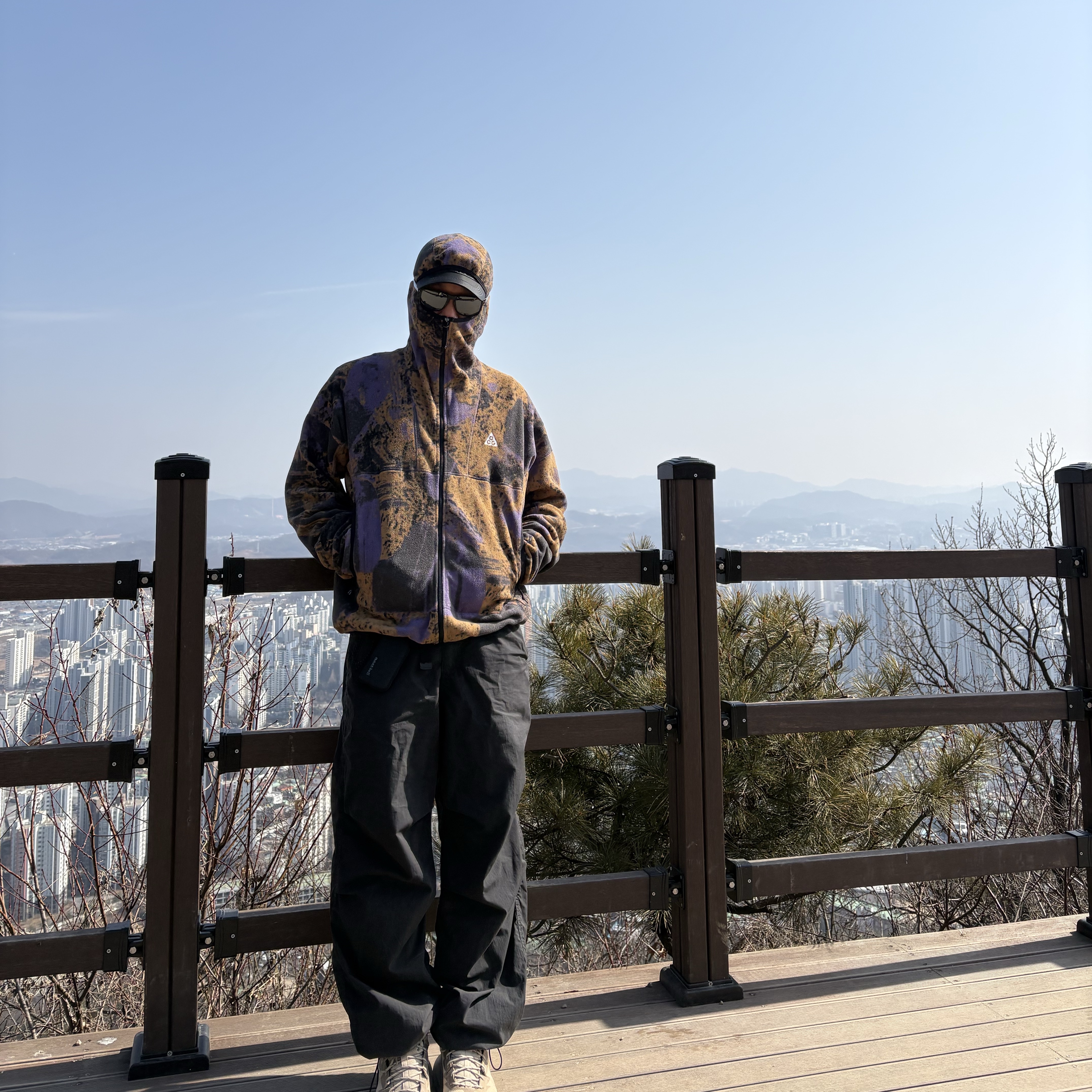 Nike ACG Therma-Fit Wolf Tree Fleece Allover Print Full zip Hoodie Canyon Purple Black - US/EU 착용 스타일