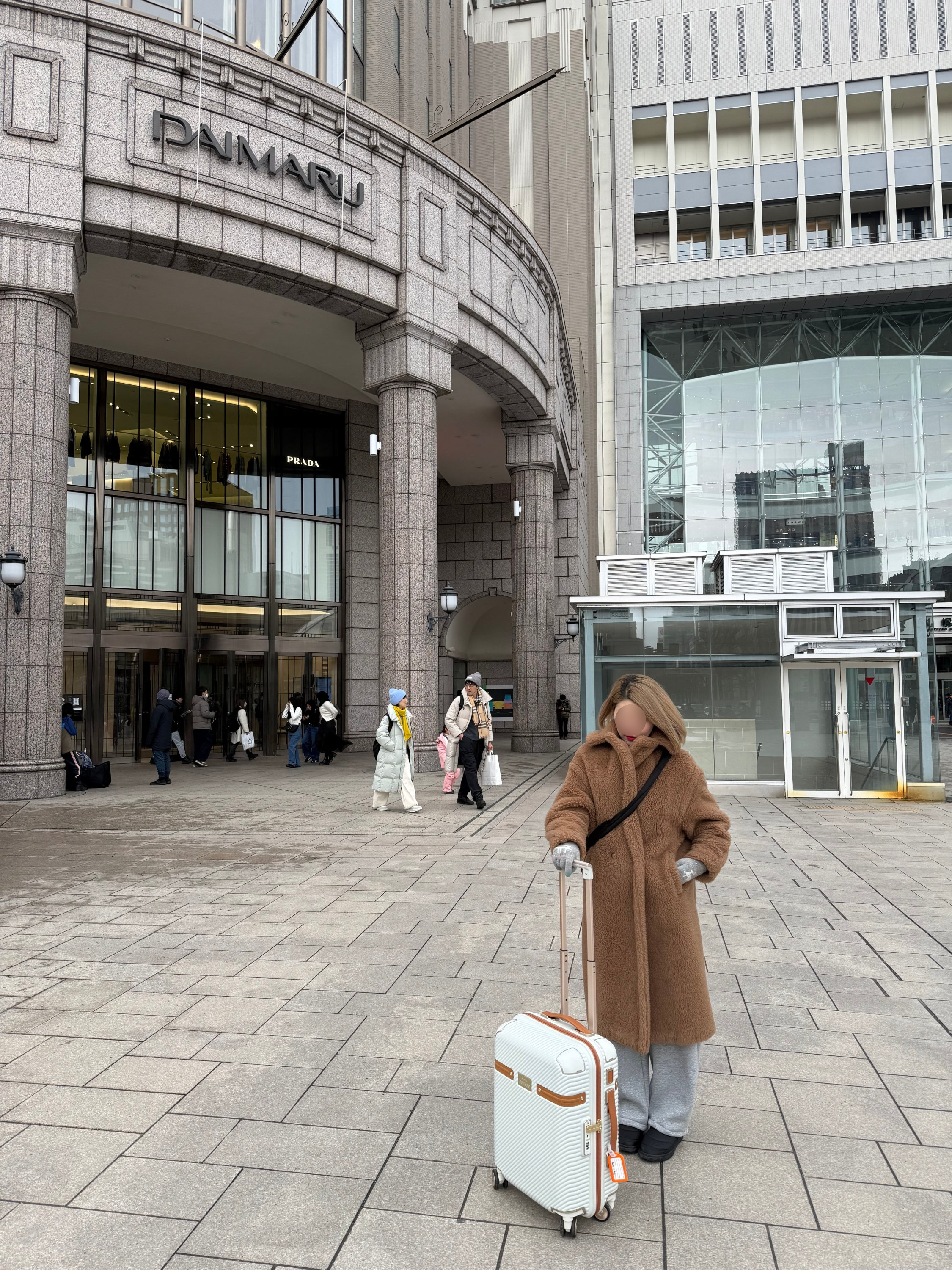 (W) Max Mara Teddy Bear Icon Coat Camel, (W) Hunter In Out Puffer Knit Cuff Boots Black 착용 스타일 - 2