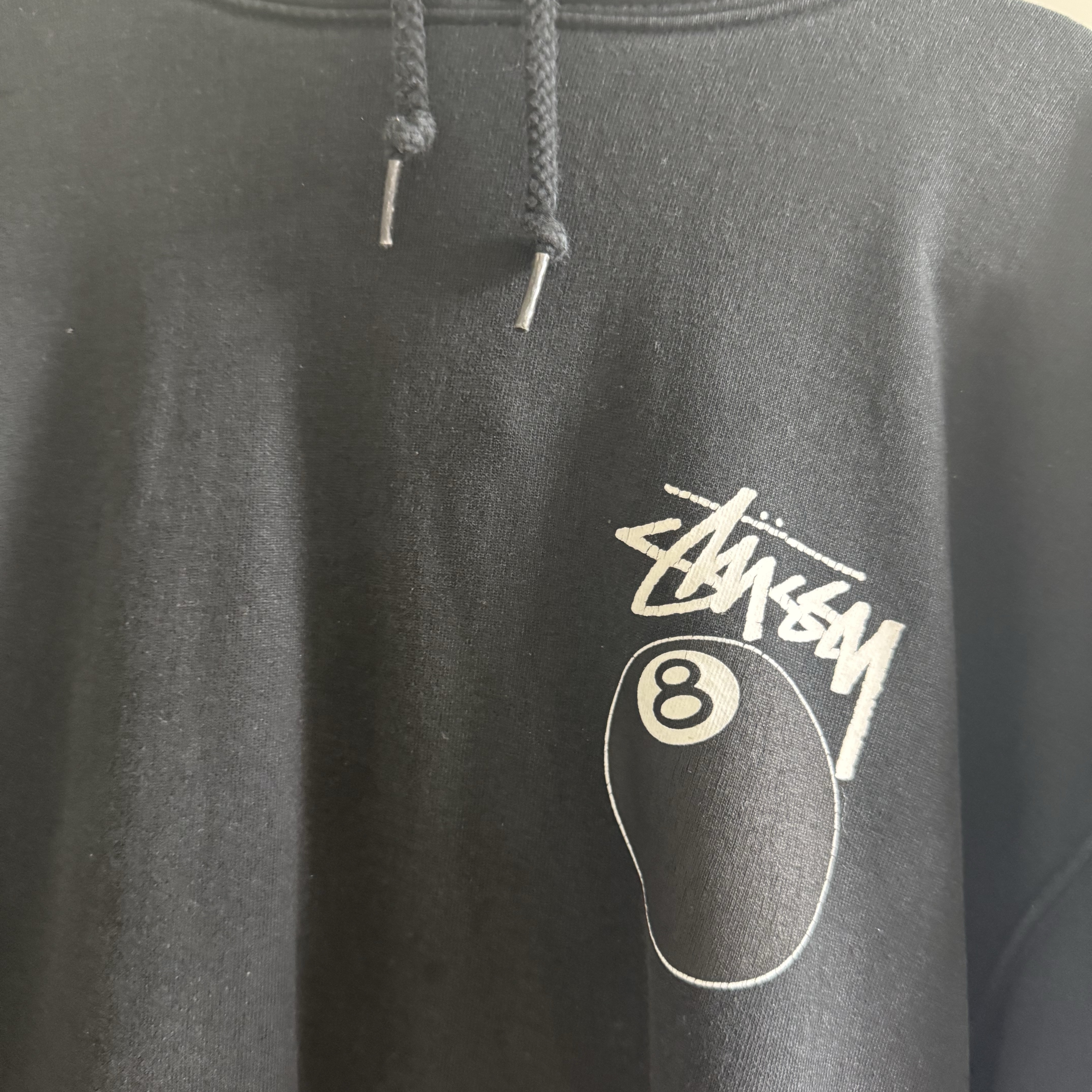 Stussy 8 Ball Hoodie Black - 21FW 착용 스타일