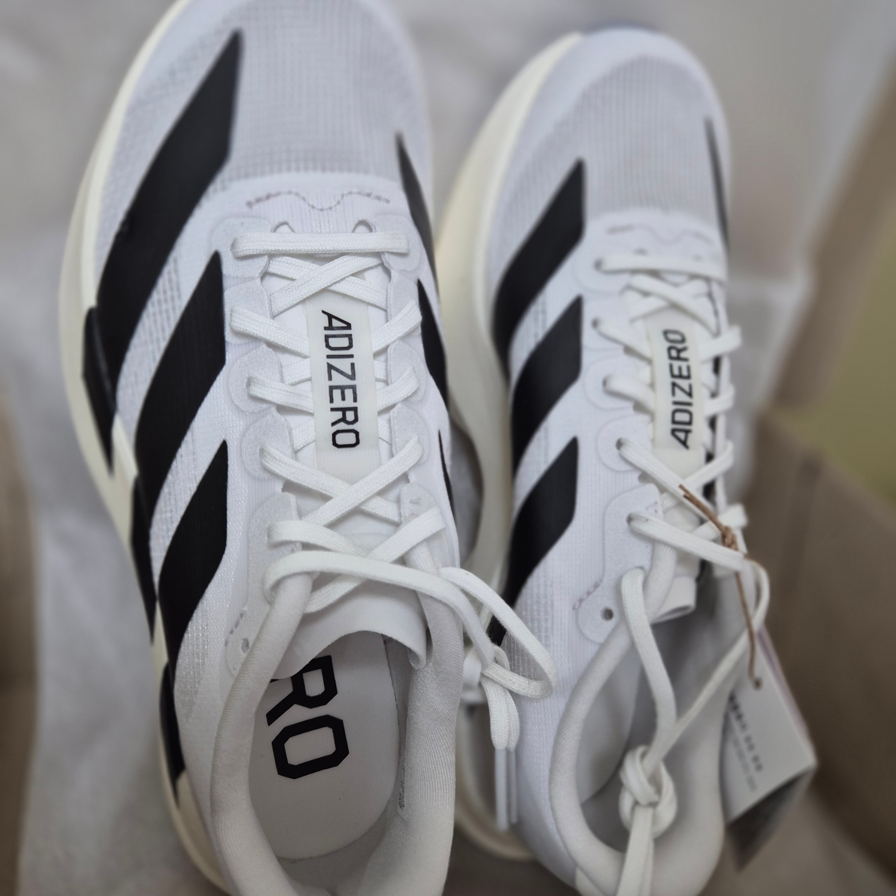 (W) Adidas Adizero EVO SL Cloud White Core Black, Adidas Adizero EVO SL Cloud White Core Black 착용 스타일 - 4