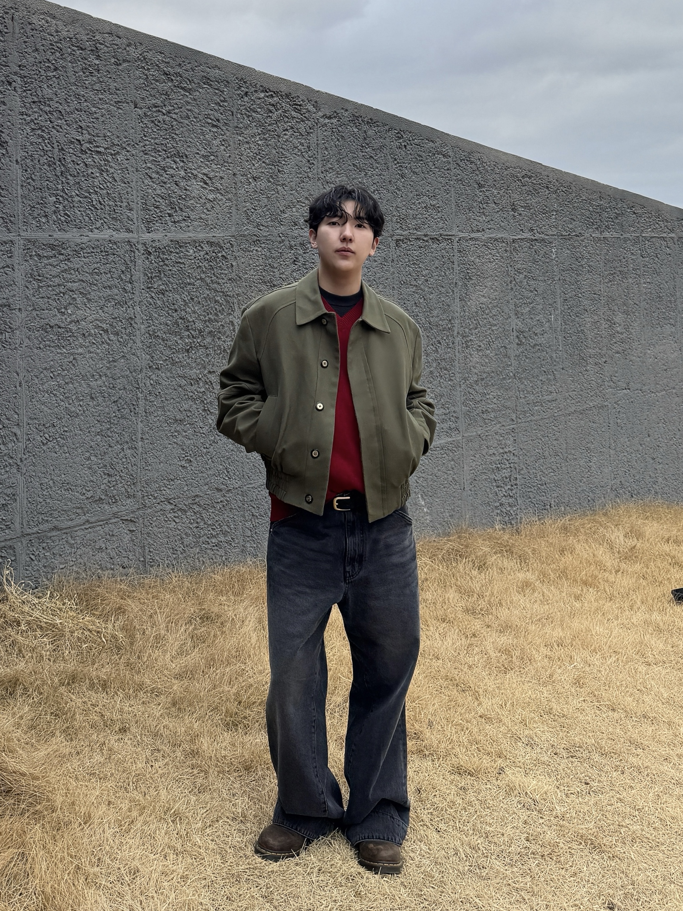 Noun Engineered Motion Denim Pants Black, Dr. Martens 1461 Crazy Horse Dark Brown 착용 스타일 - 1