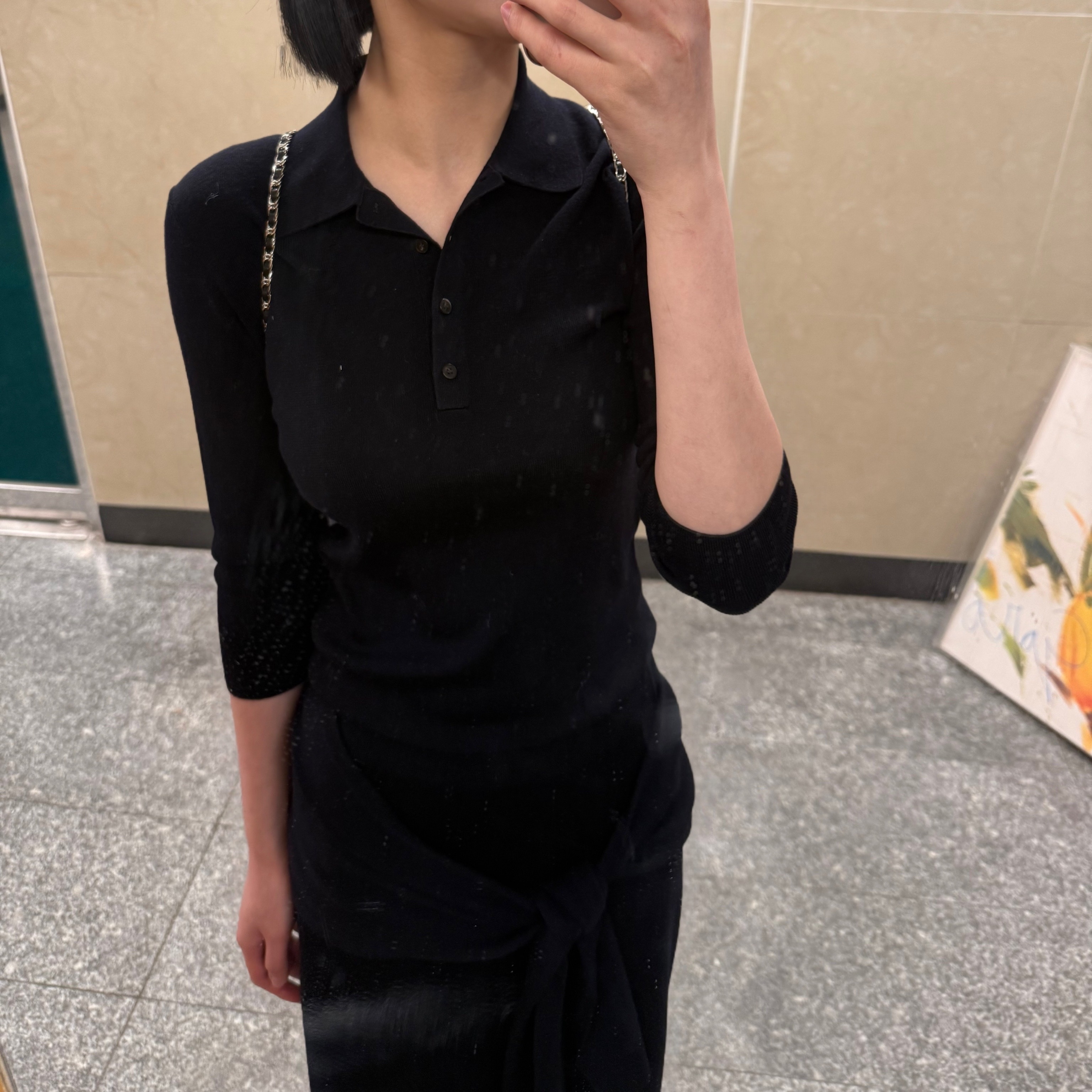 (W) COS Tie Waisted Merino Wool Midi Skirt Navy 착용 스타일