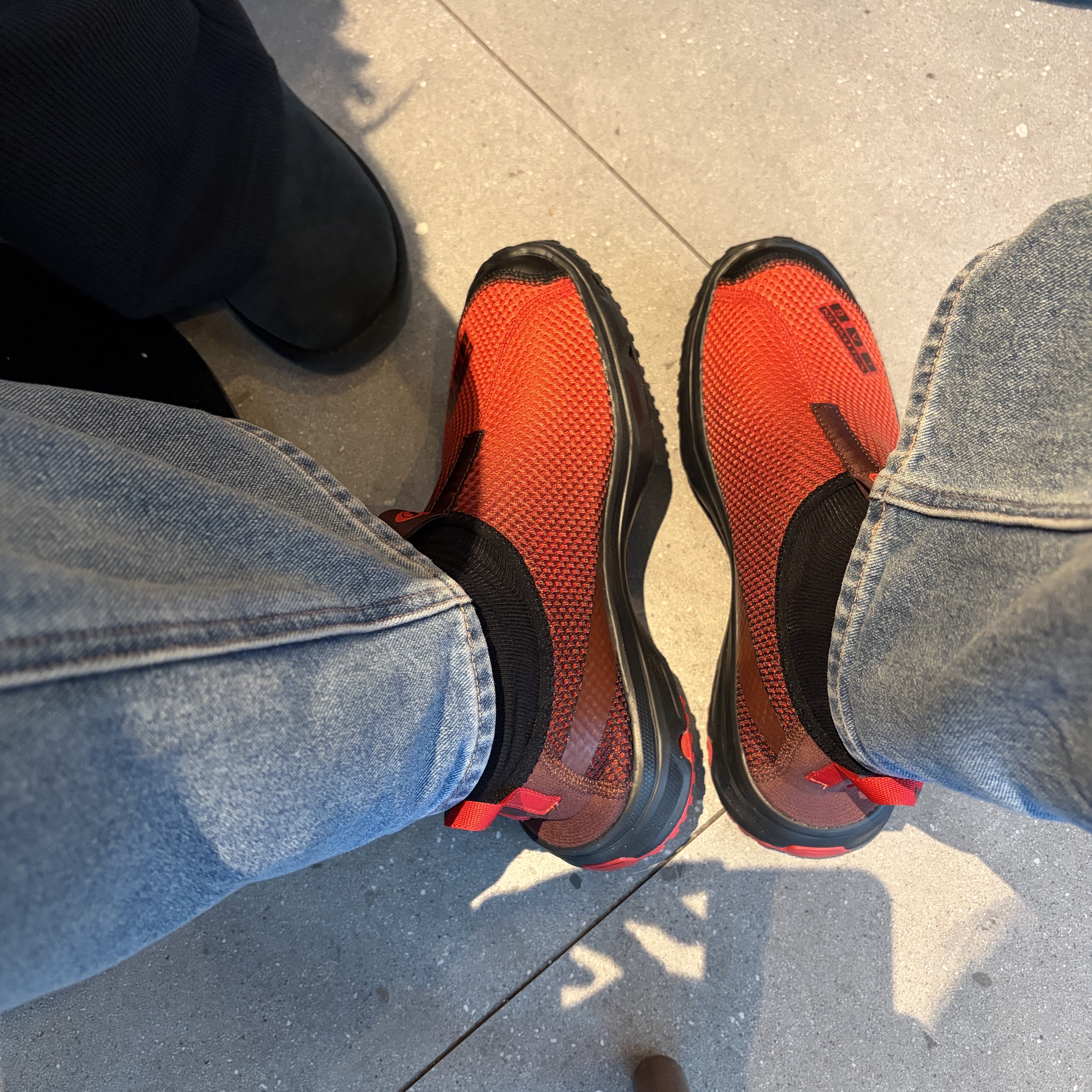 Salomon RX MOC 3.0 Red Risk Red 착용 스타일 - 1