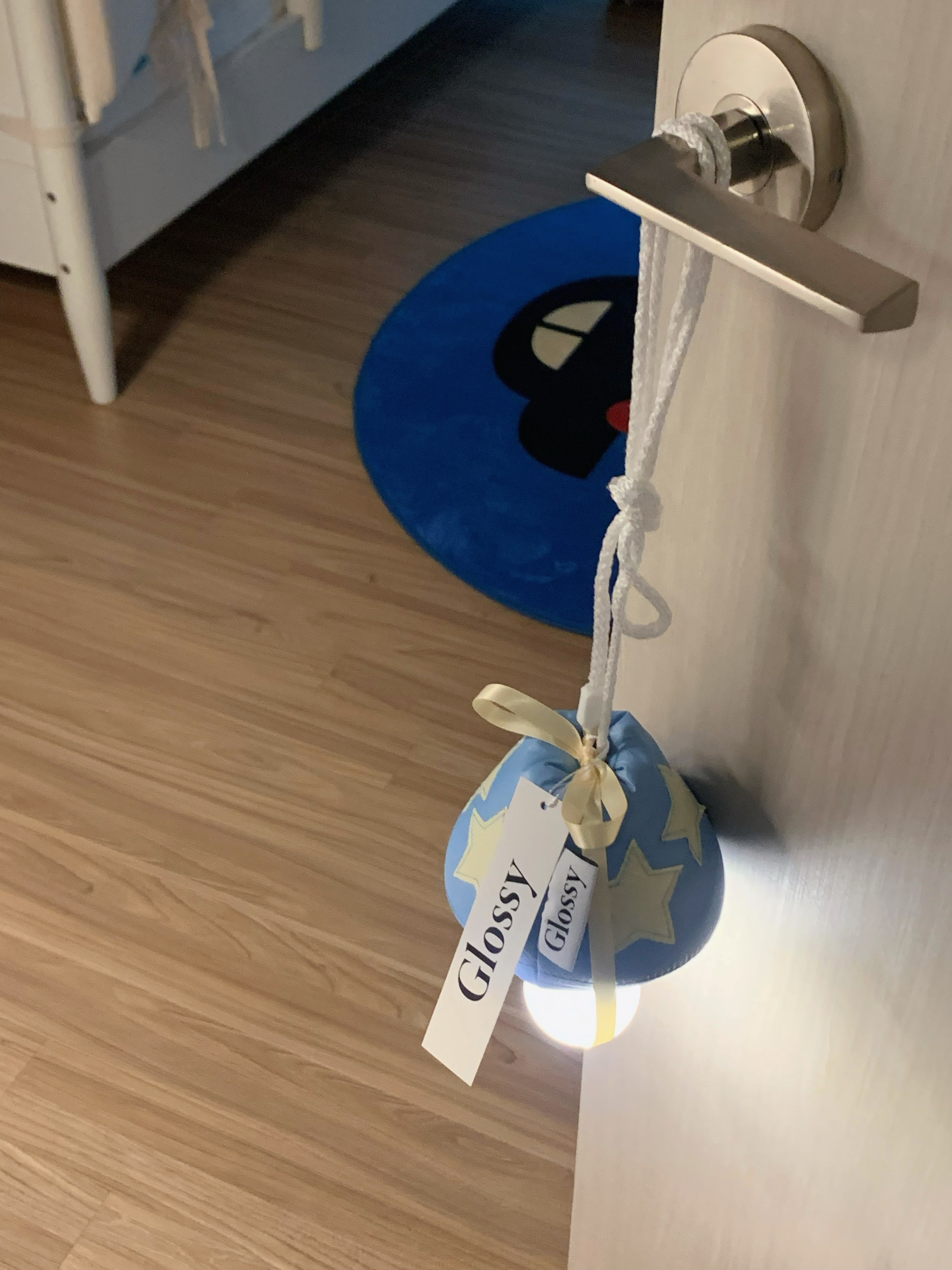 [KREAM 단독] Glossy Candy Star Mushroom Lamp Blue 착용 스타일 - 7