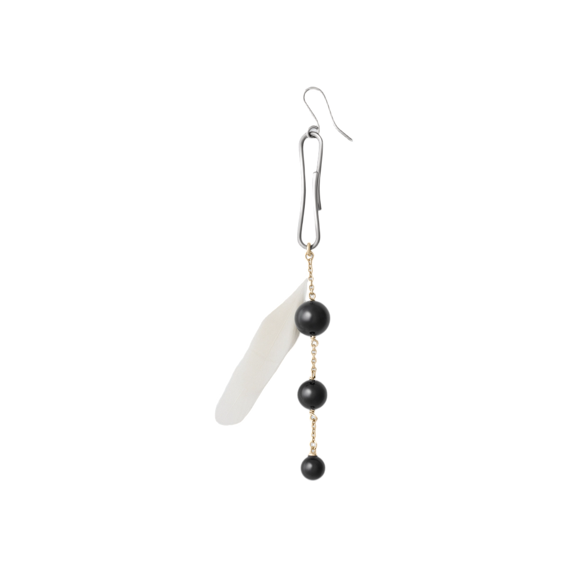 르메르 닷 이어링 오닉스 앤 루스터 페더 화이트(Lemaire Dot Earring With Onyx and Rooster Feather White)