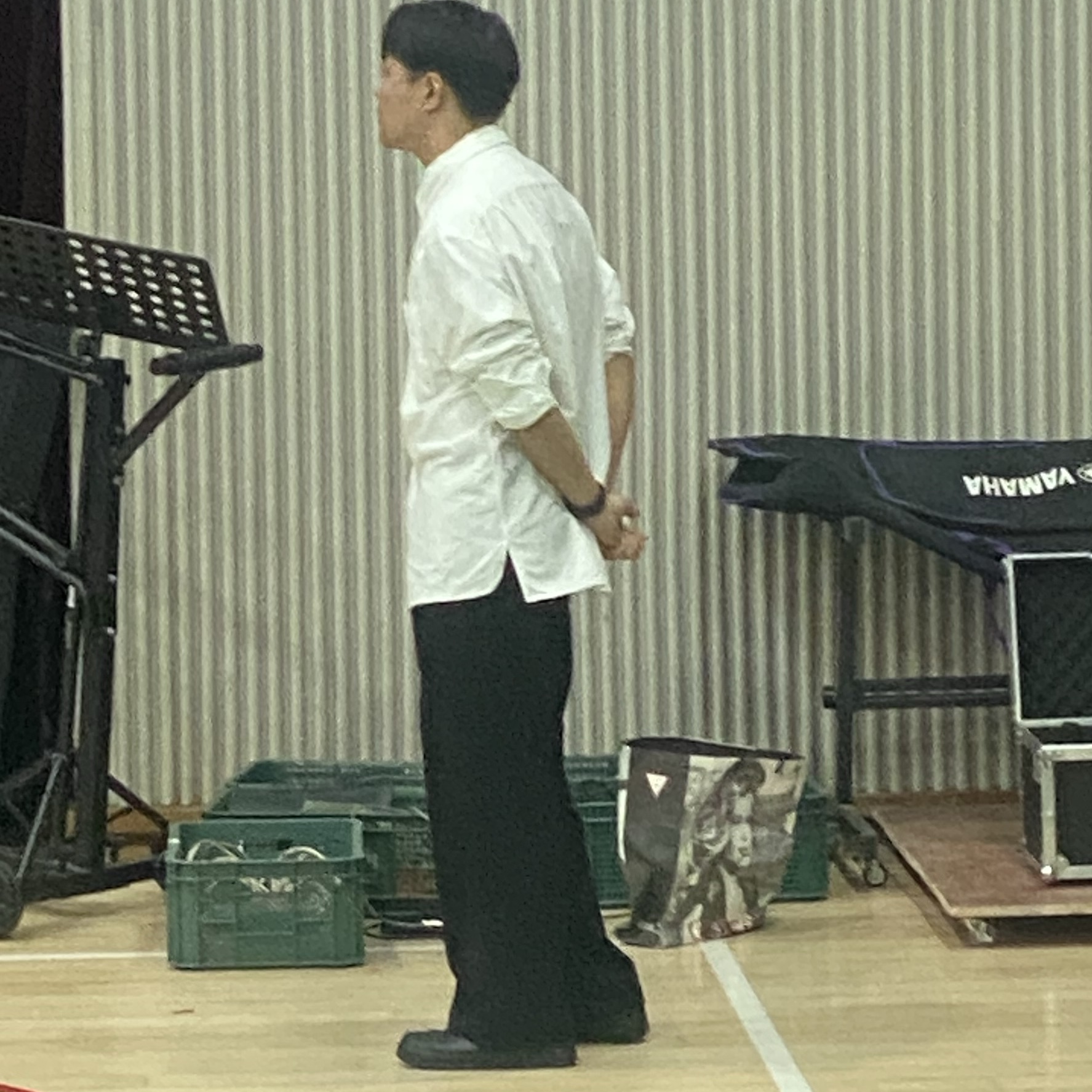 Uniqlo x JW Anderson Oxford Oversized Shirt White - KR, Nike Air Force 1 '07 Low Triple Black 착용 스타일