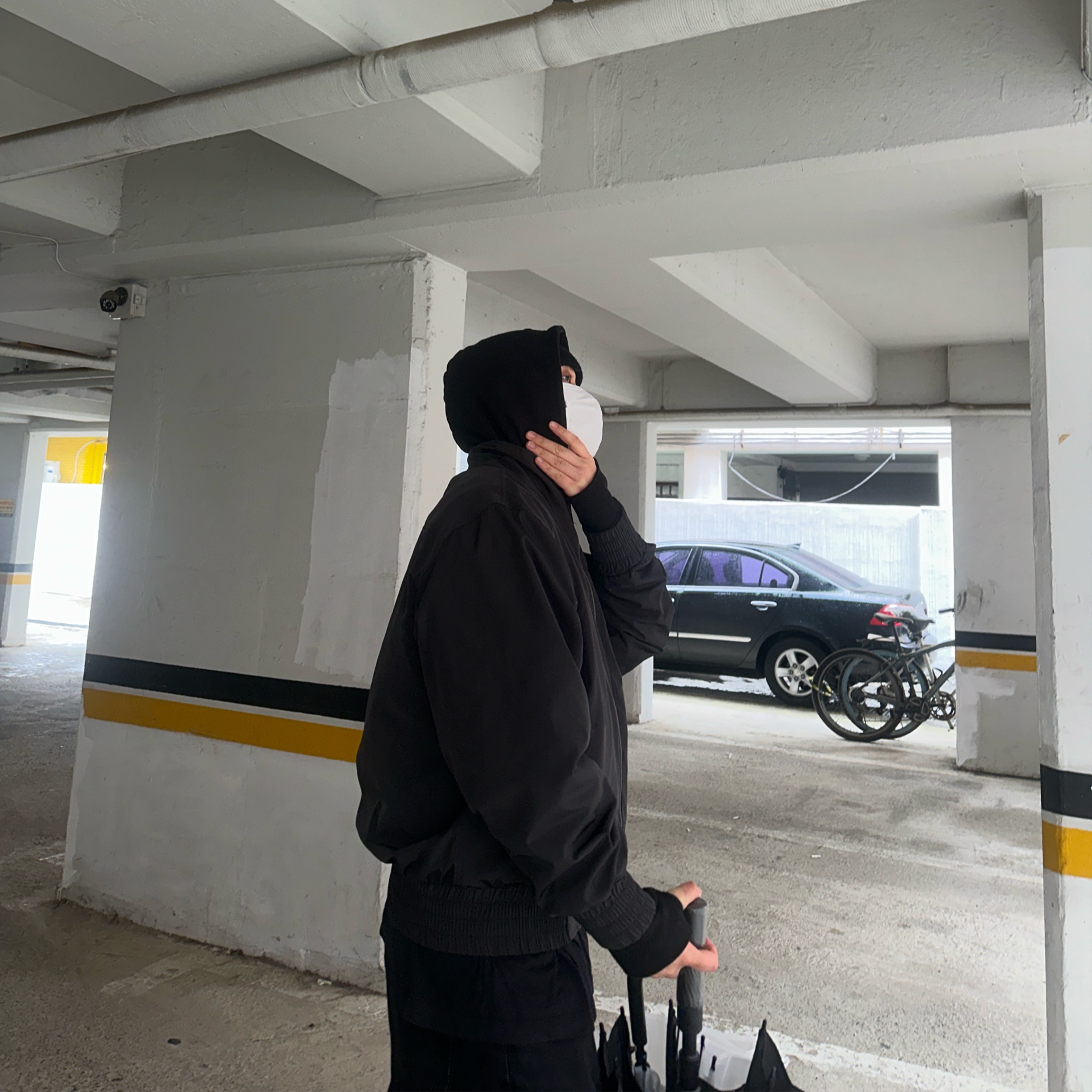 AX CONNECTION Logo Cropped Work Jacket, AX CONNECTION Logo Sweat Hoodie Zip-up 착용 스타일 - 1