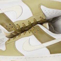 Nike Dunk Low Retro Bronzine Saturn Gold 착용 스타일