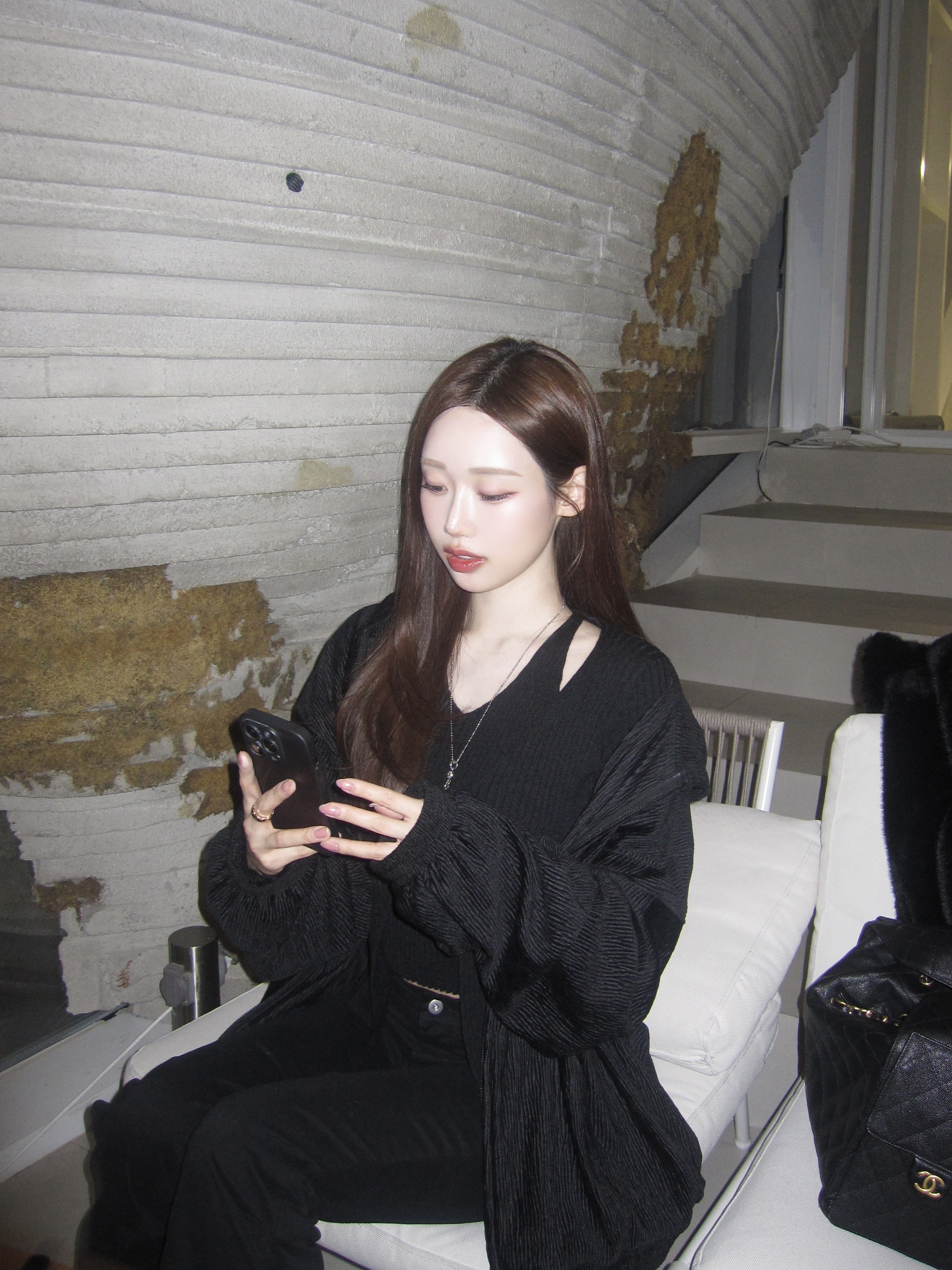 Nonnod Zen Pleats Zip Hoodie Black, Hera Sensual Nude Gloss 462 Speechless 착용 스타일