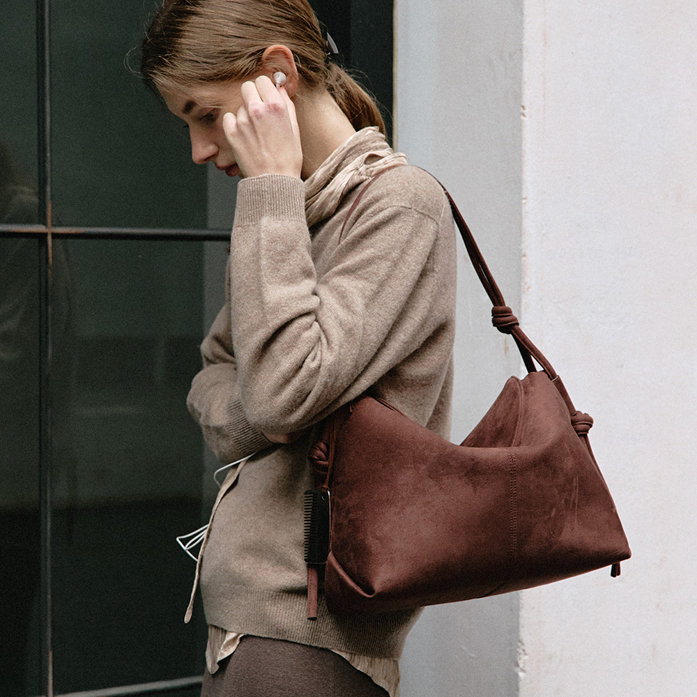 모어모르 노디백 스웨이드(moremorr Nodi Bag Suede) - 3