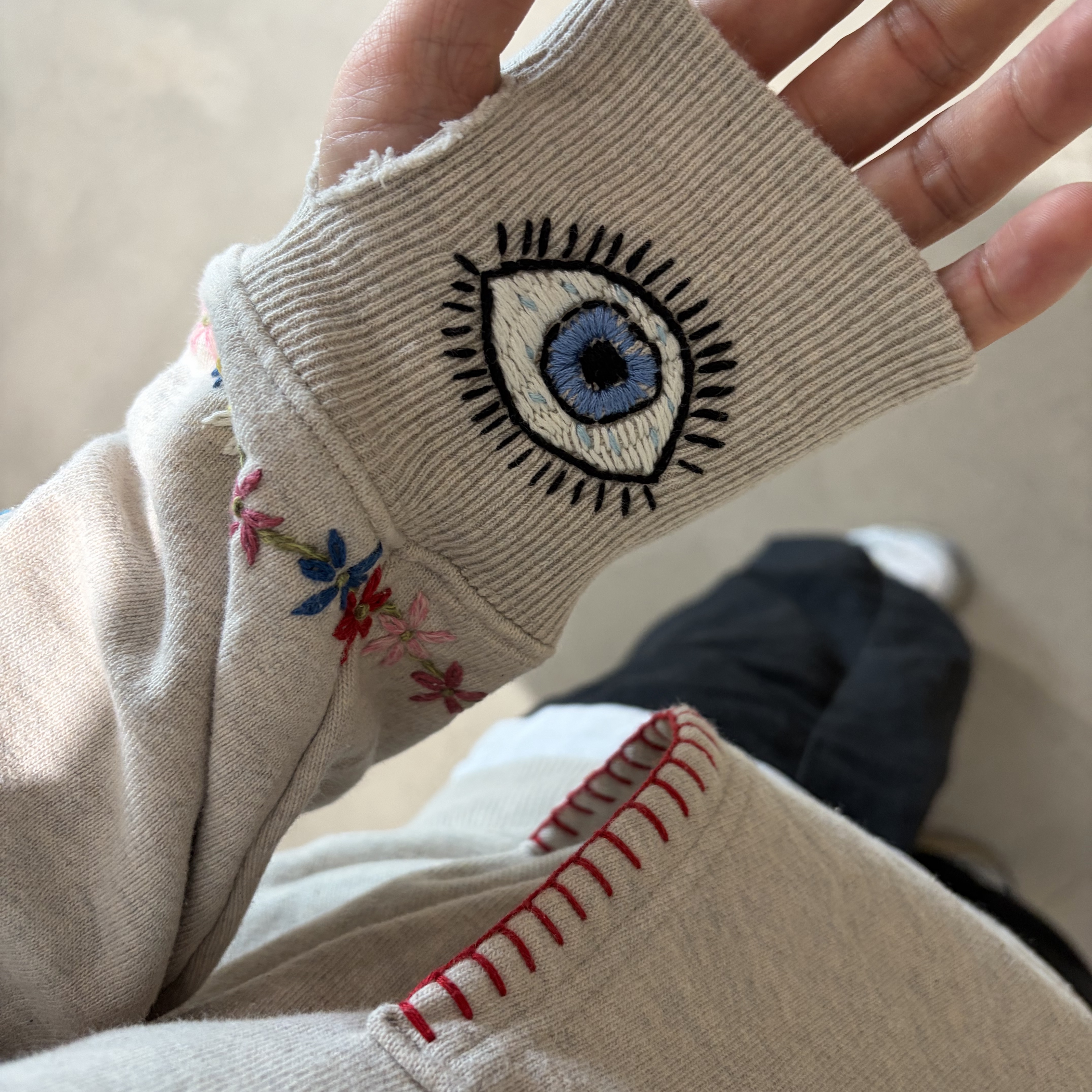 Kapital Top Fleece Hooded Sweatshirt Speakeasy Embroidery Kinari 착용 스타일