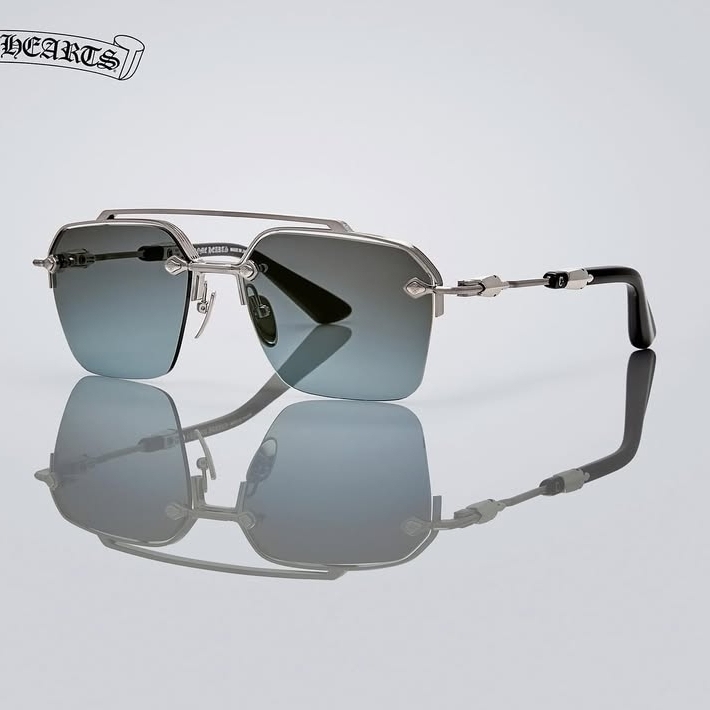 Chrome Hearts Bidi Esem Brushed Alloy Black Plastic 착용 스타일 - 2