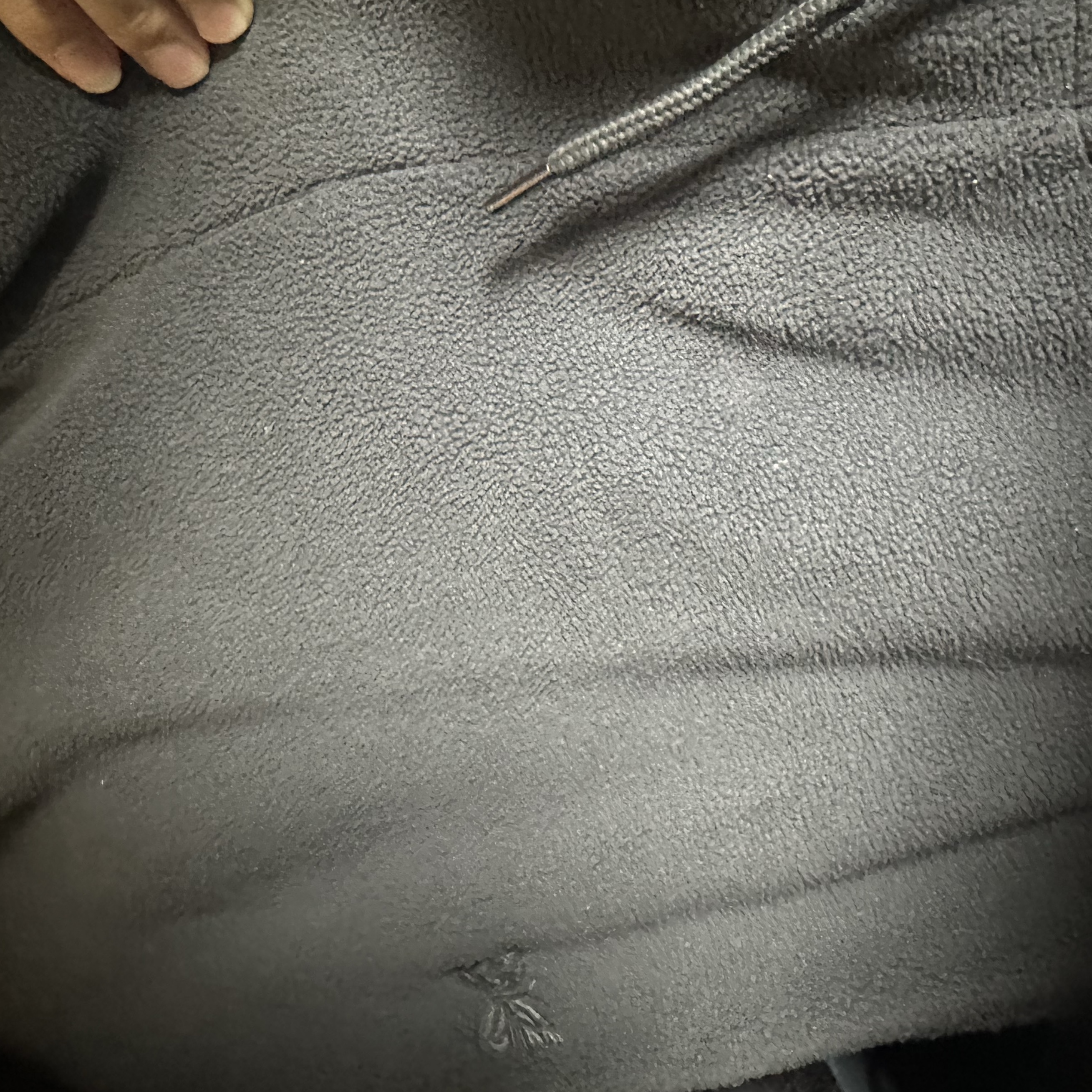Uniqlo x Needles Fleece Wide Pants Dark Gray - KR 착용 스타일