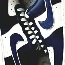 Nike Air Force 1 '07 LV8 Midnight Navy 착용 스타일