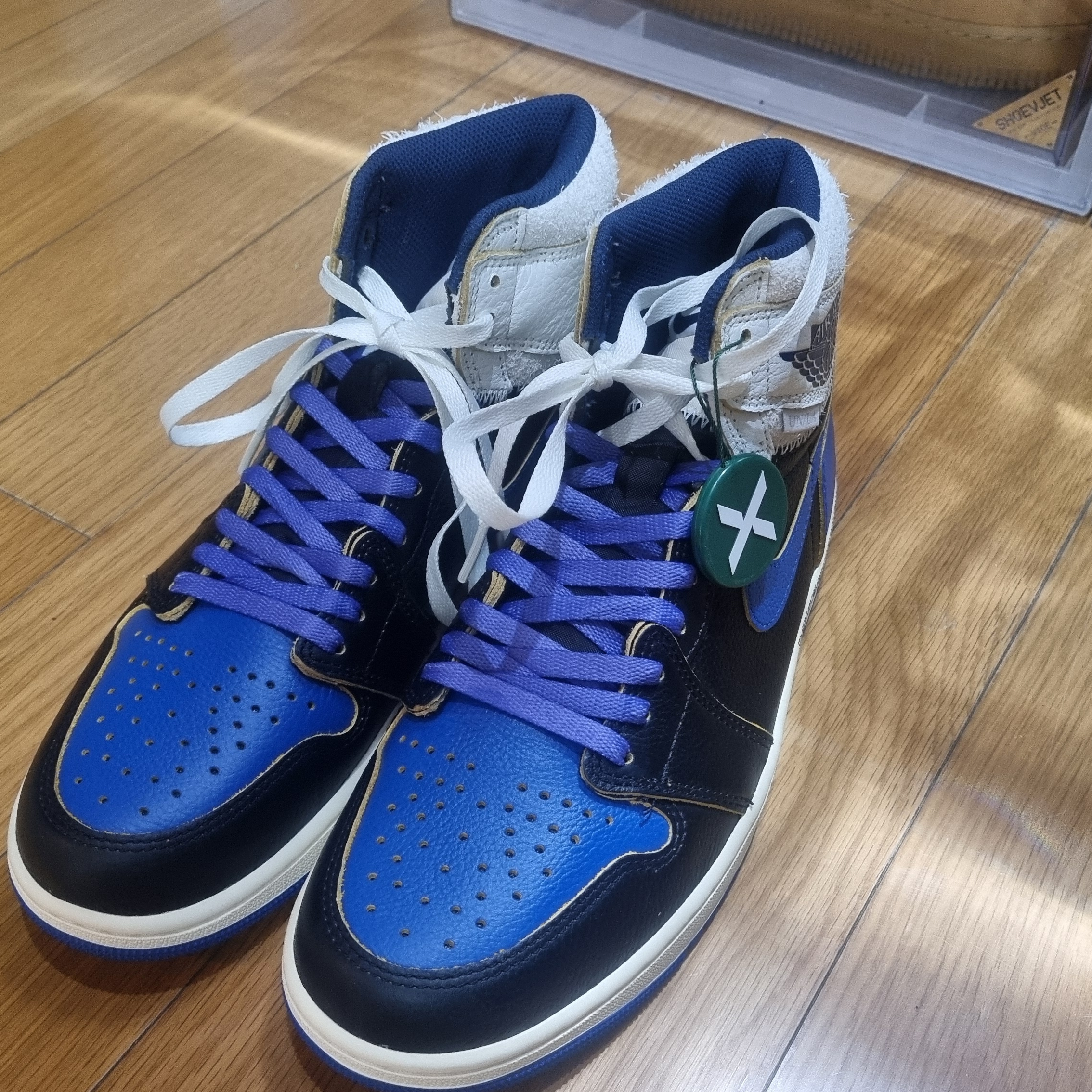 Jordan 1 x Fragment x Union LA Black and Varsity Red, Jordan 1 x Fragment x Union LA Retro High OG SP Black Navy μ°©μ© μ€νμΌ - 3
