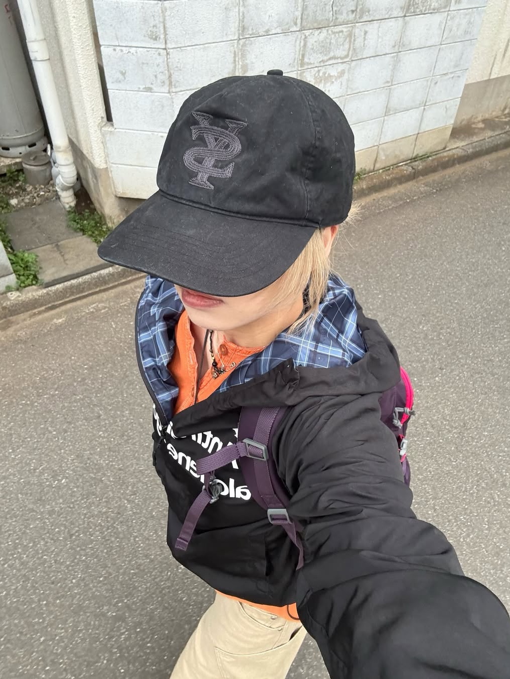 Sunday Ceremony Sy Logo 5 Panel Cotton Cap - Black 착용 스타일 - 2