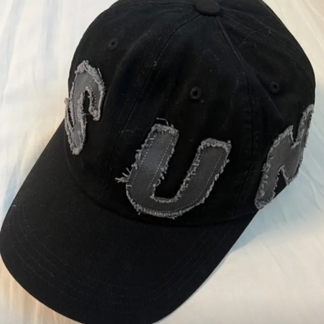 [더블적립] sunlovetour Cut Off Capital Cap Black 착용 스타일