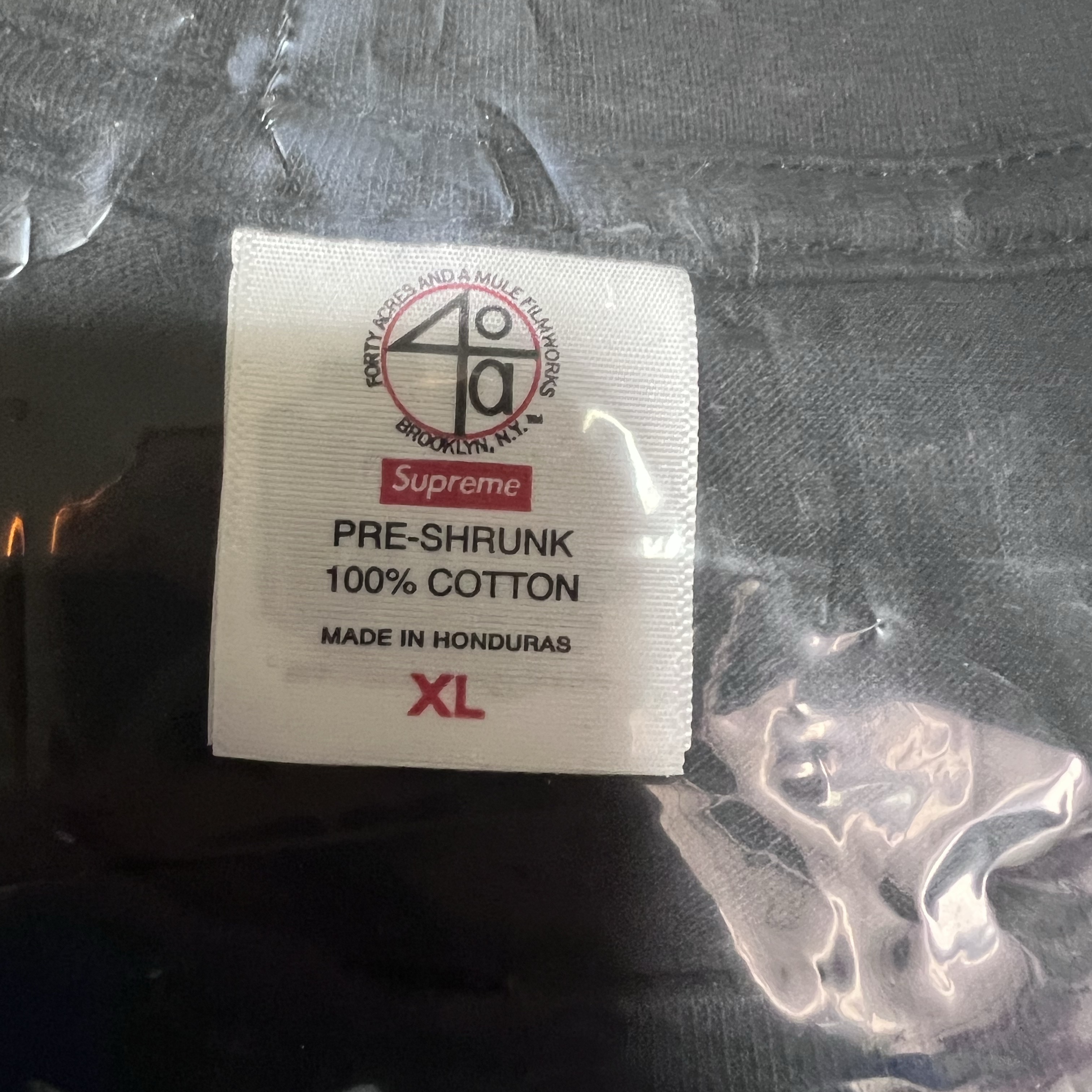 Supreme x 40 Acres Malcolm X T-Shirt Black - 25SS 착용 스타일 - 2
