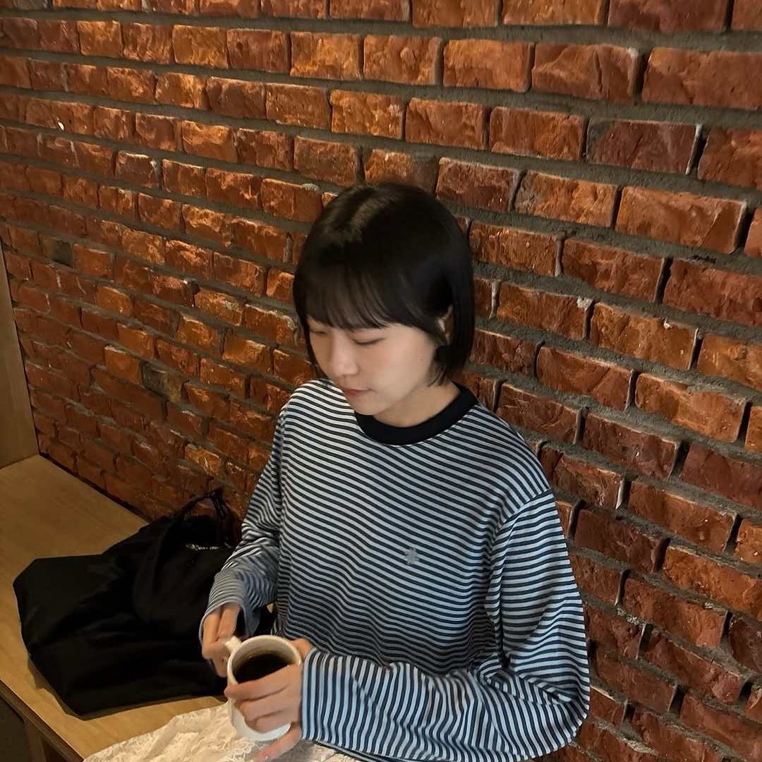 SLOW RECORD HOUSE Stripe Long Sleeve Blue 착용 스타일 - 2