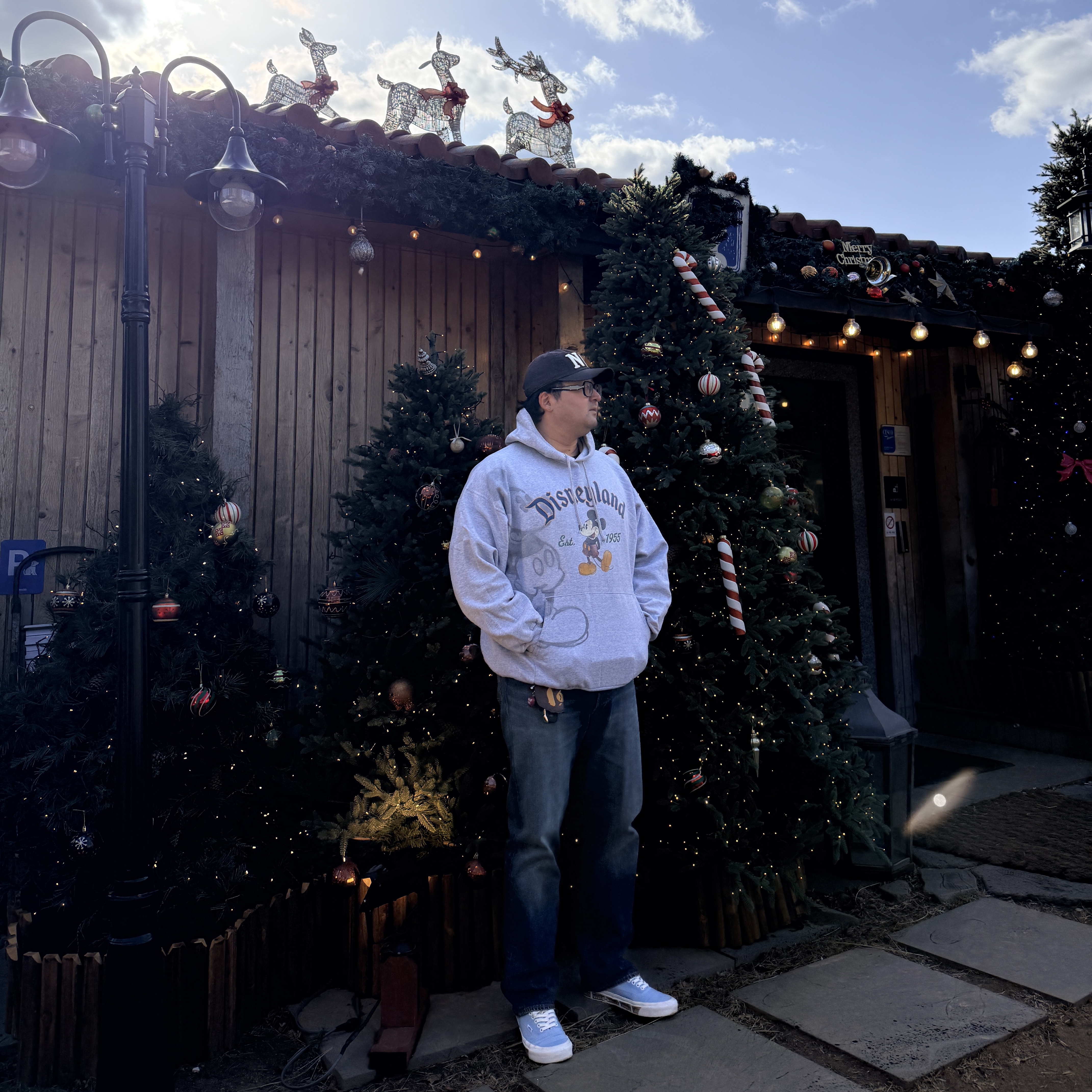 Vans UA Authentic 44 DX Vanity Plate Light Blue 착용 스타일 - 1