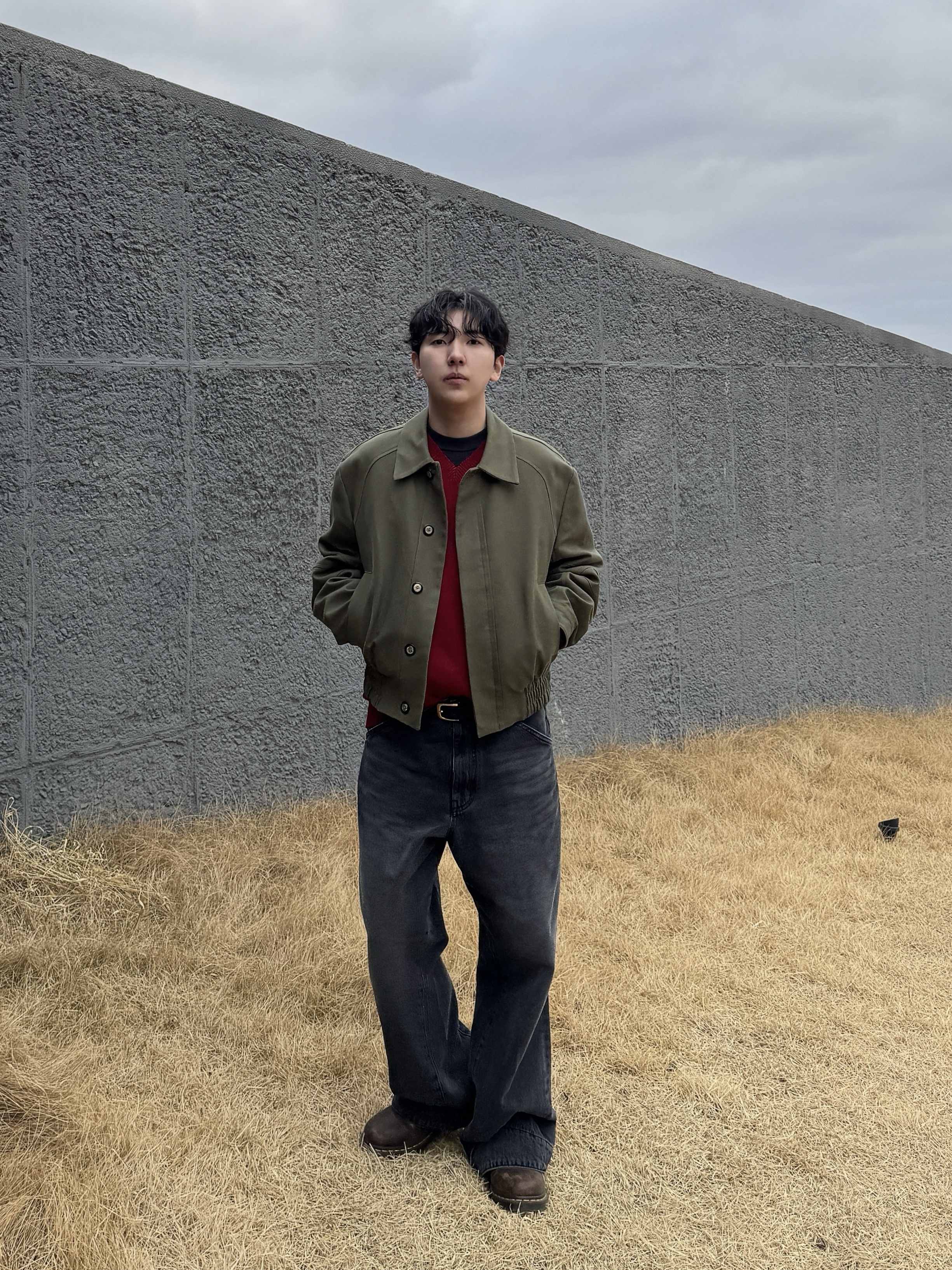 Noun Engineered Motion Denim Pants Black, Dr. Martens 1461 Crazy Horse Dark Brown 착용 스타일 - 2