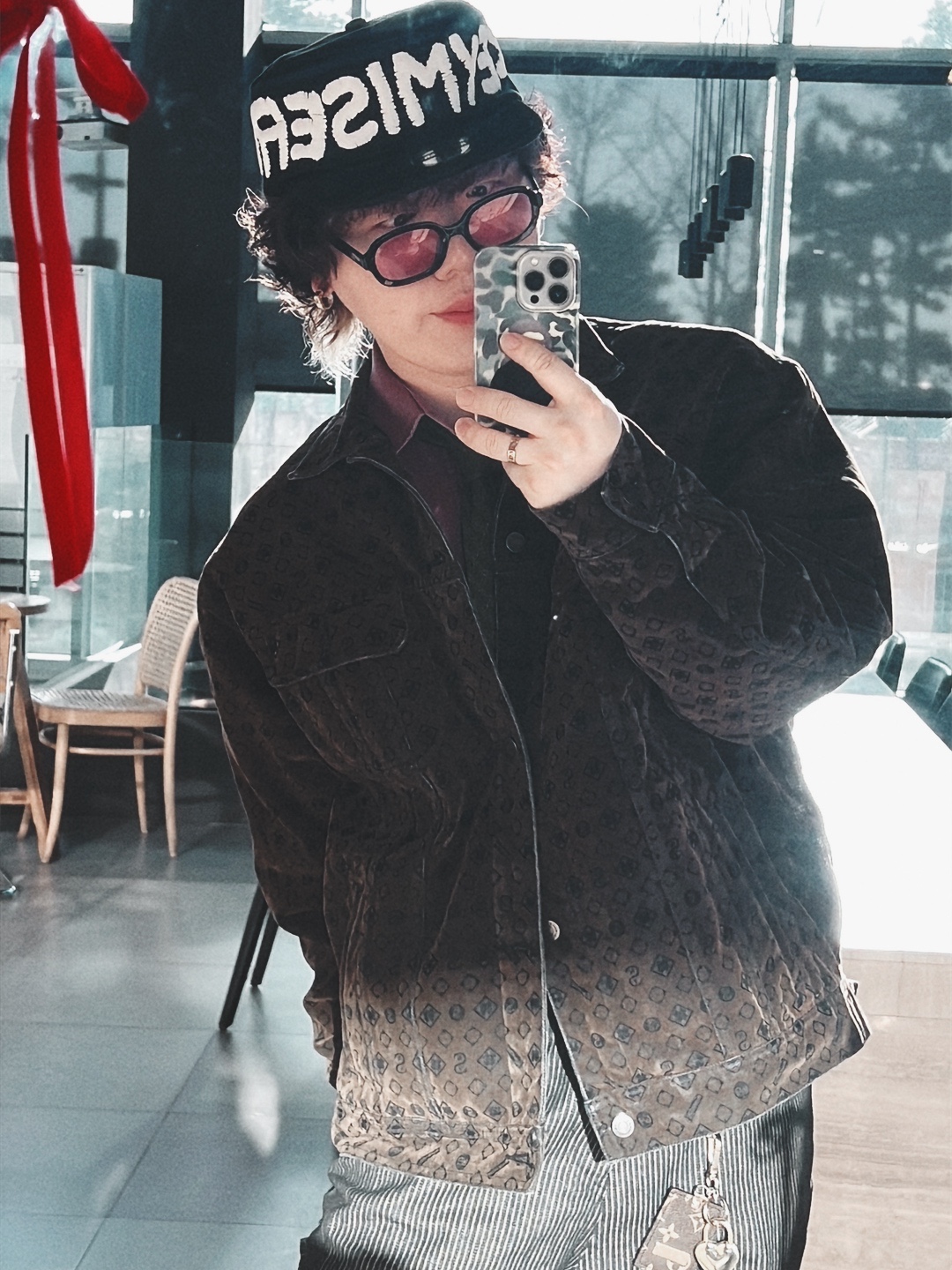 Supreme Flocked Denim Trucker Jacket Black - 24FW 착용 스타일