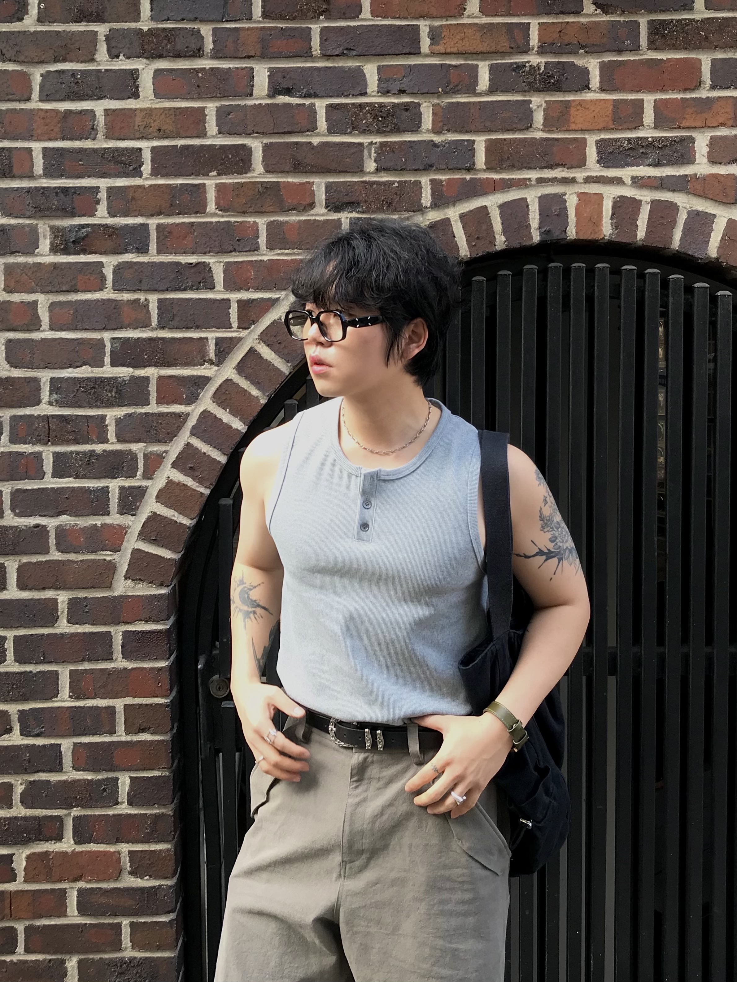 Gentle Monster x Maison Margiela MM114 Black Clear, Balenciaga Tractor Loafers Black 착용 스타일 - 3