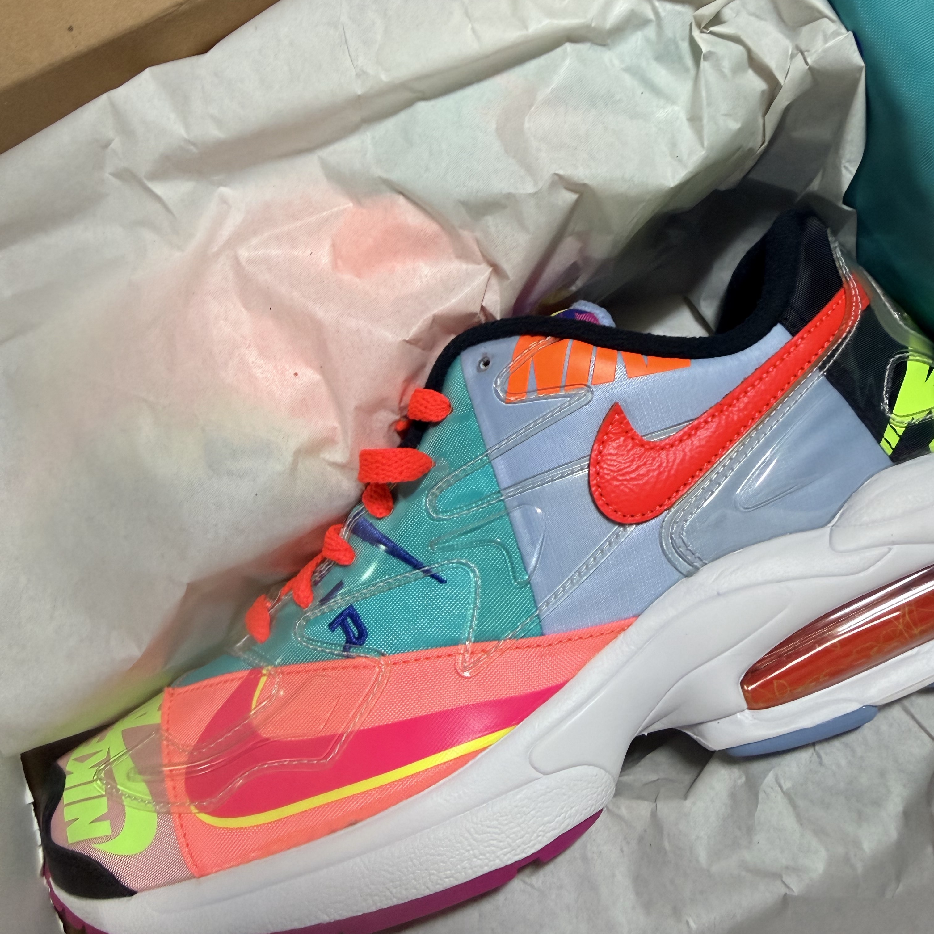 Nike x Atmos Air Max 2 Light 착용 스타일