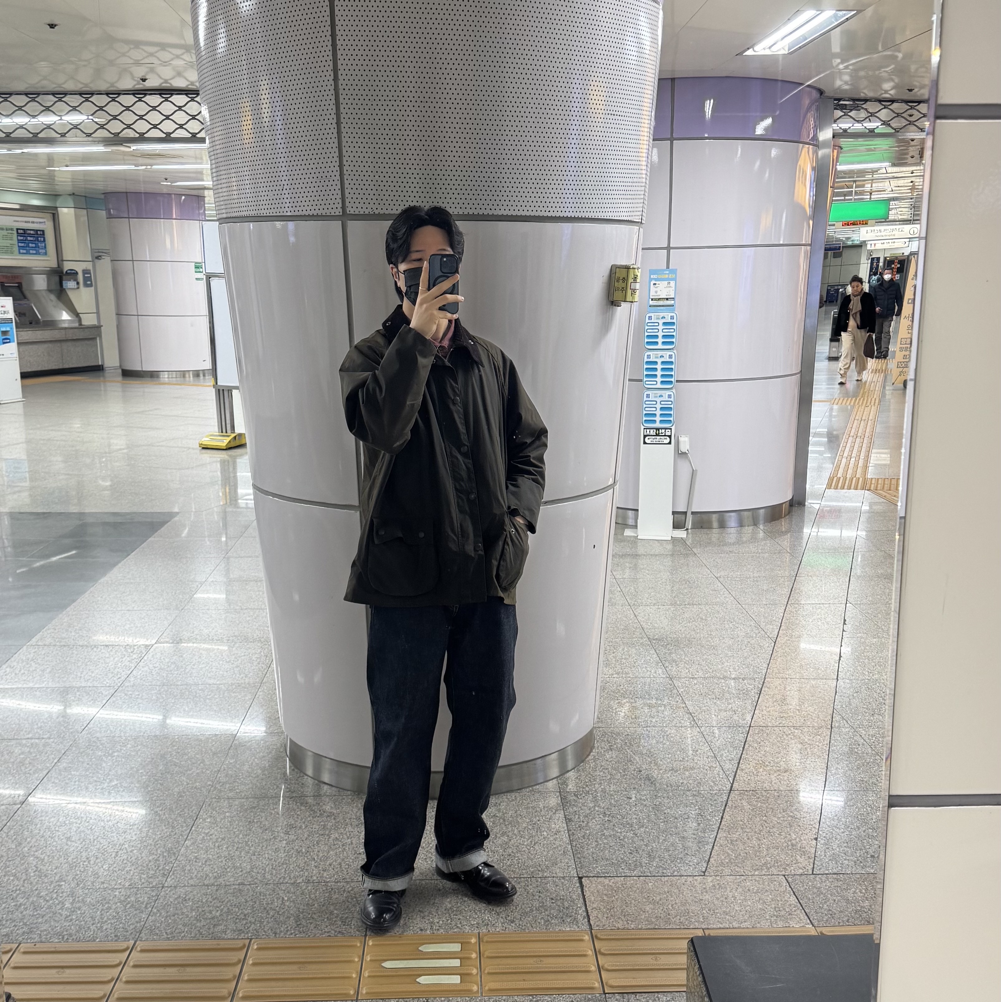Fullcount 0105W Wide Denim One Wash Indigo Blue, Alden 990 Cordovan Plain Toe Blucher Oxford Burgundy - D 착용 스타일