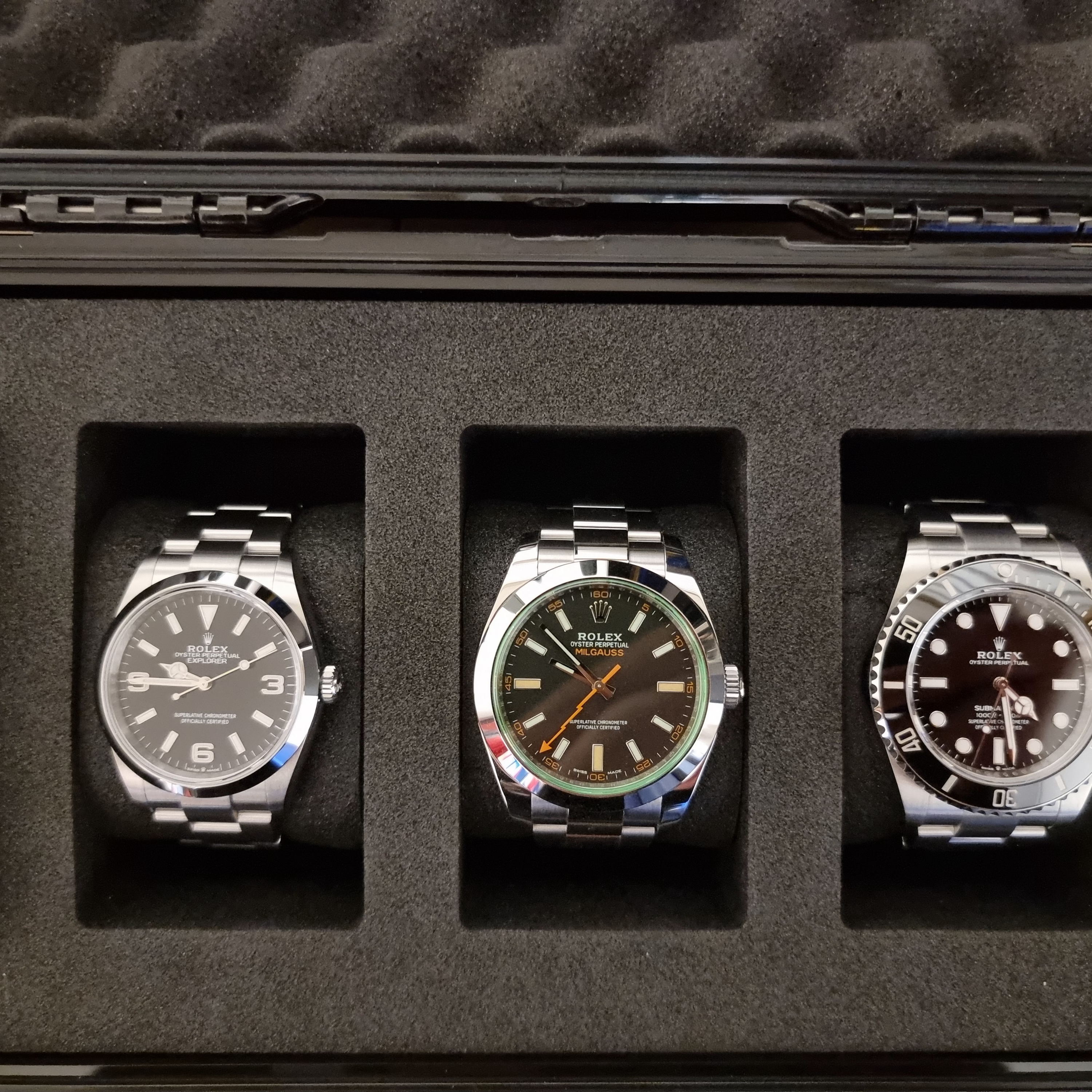 Rolex Explorer 36mm 124270 Black Oyster, Rolex Submariner 41mm 124060 Black Oyster 착용 스타일