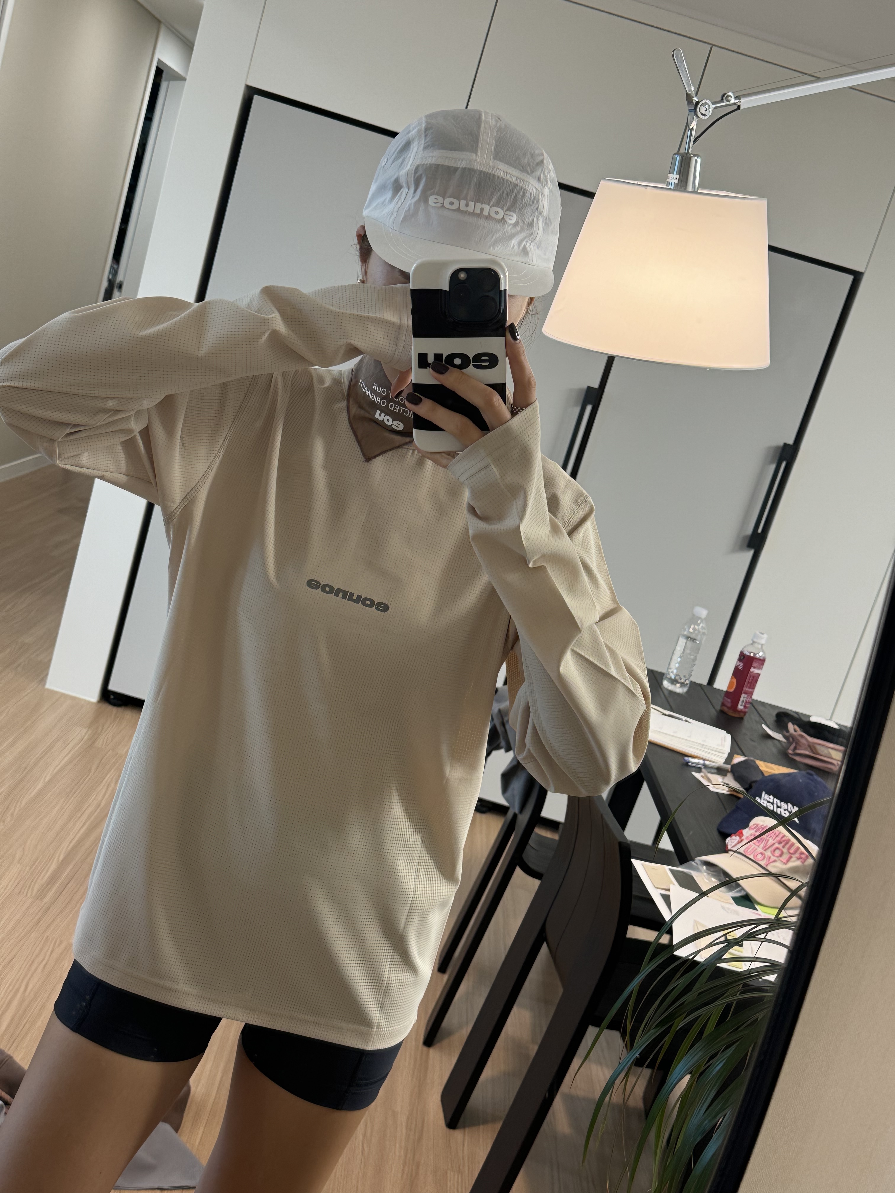 EOU LASTSET HD001 Blue, EOU AIRGRID LS001 Cream 착용 스타일 - 3
