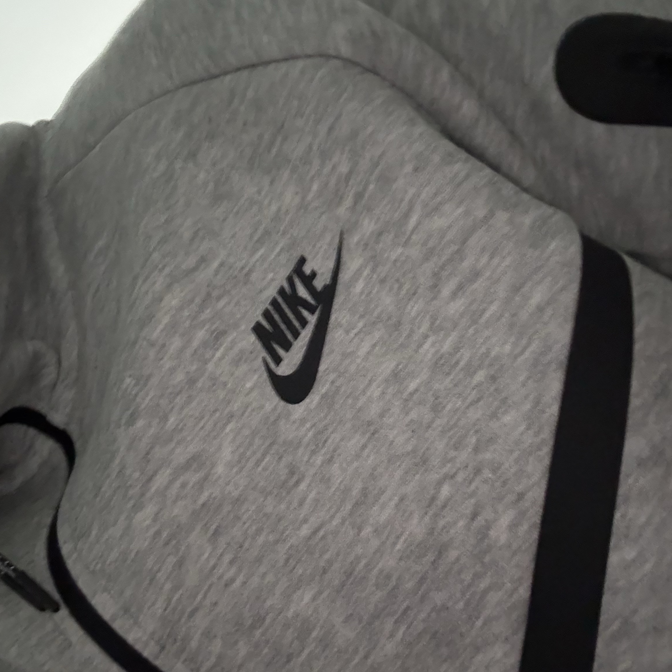 Nike Tech Fleece Full Zip Hoodie Dark Grey Heather - Asia 착용 스타일