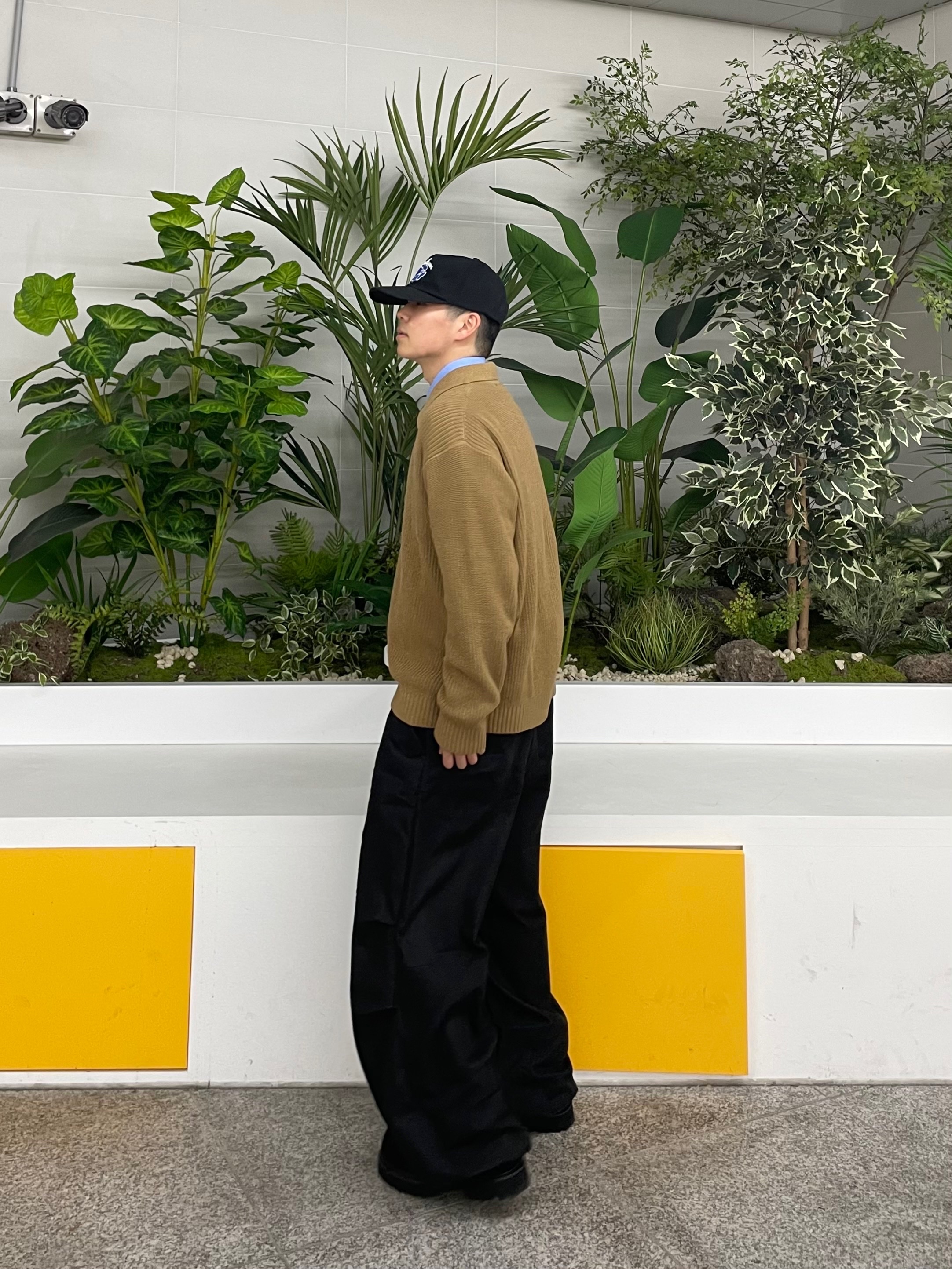 Ader Error M45 Cap Noir 착용 스타일 - 3