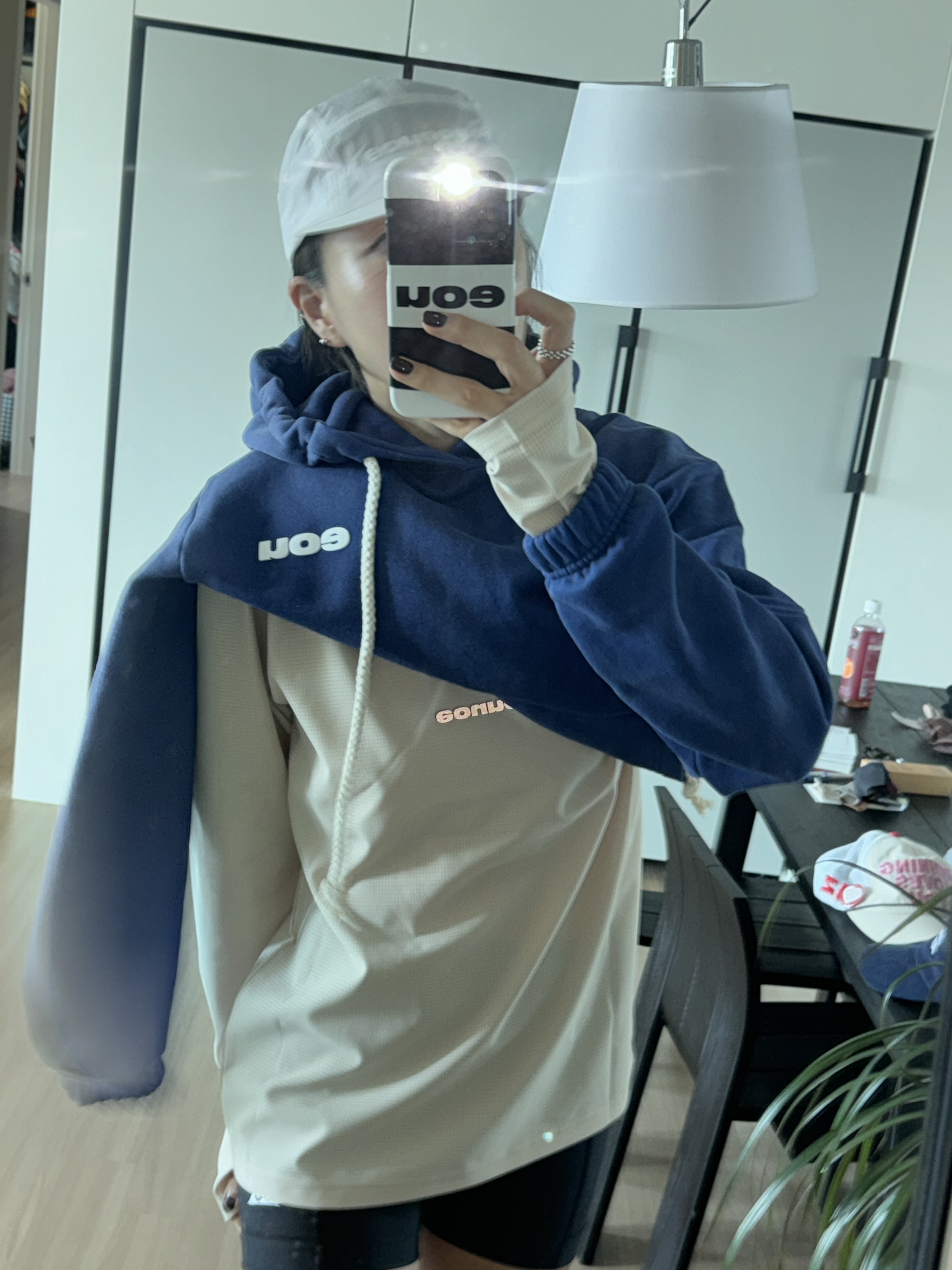 EOU LASTSET HD001 Blue, EOU AIRGRID LS001 Cream 착용 스타일 - 2