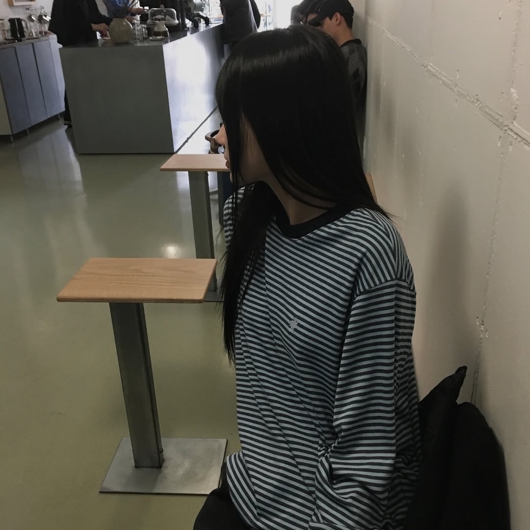 SLOW RECORD HOUSE Stripe Long Sleeve Blue 착용 스타일 - 3