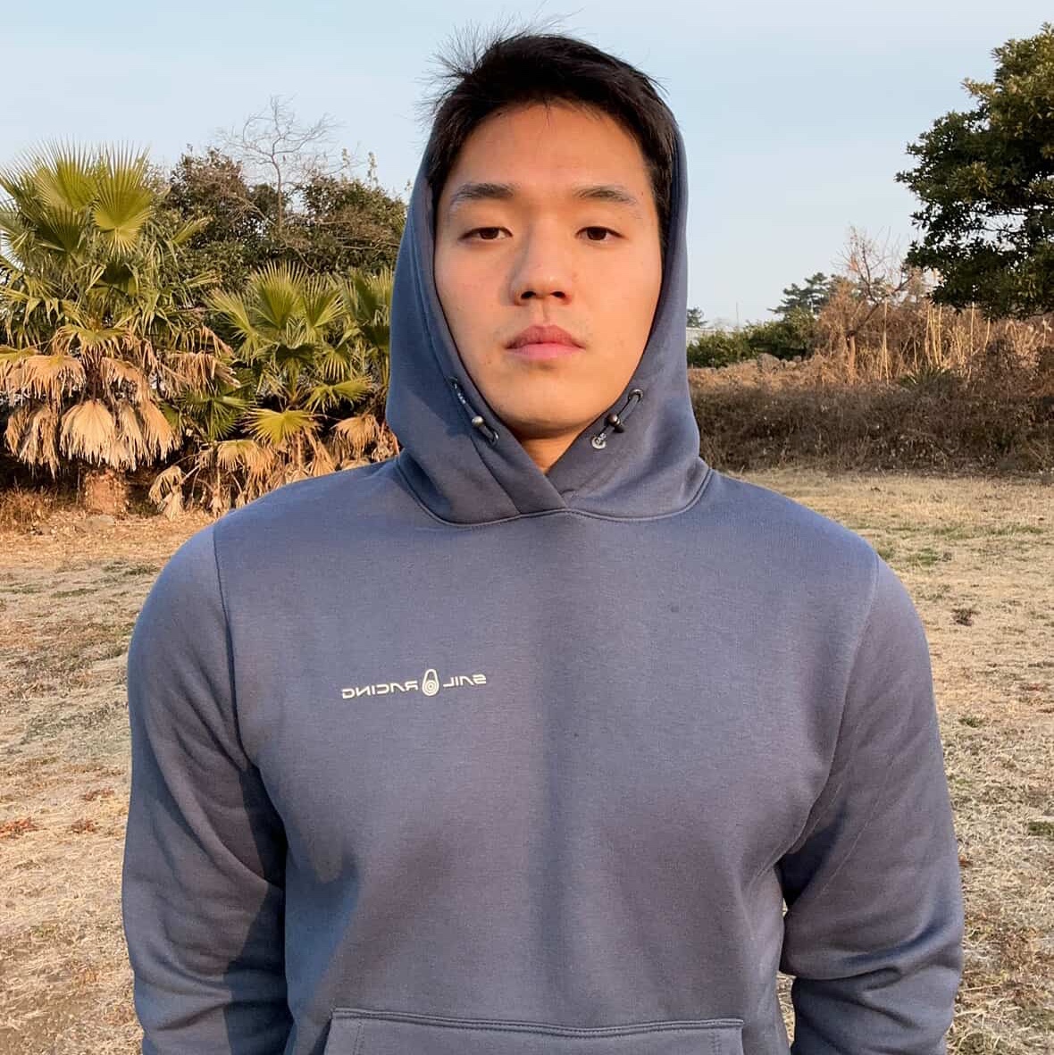 Sailracing Bowman Logo Hood 685 착용 스타일 - 3
