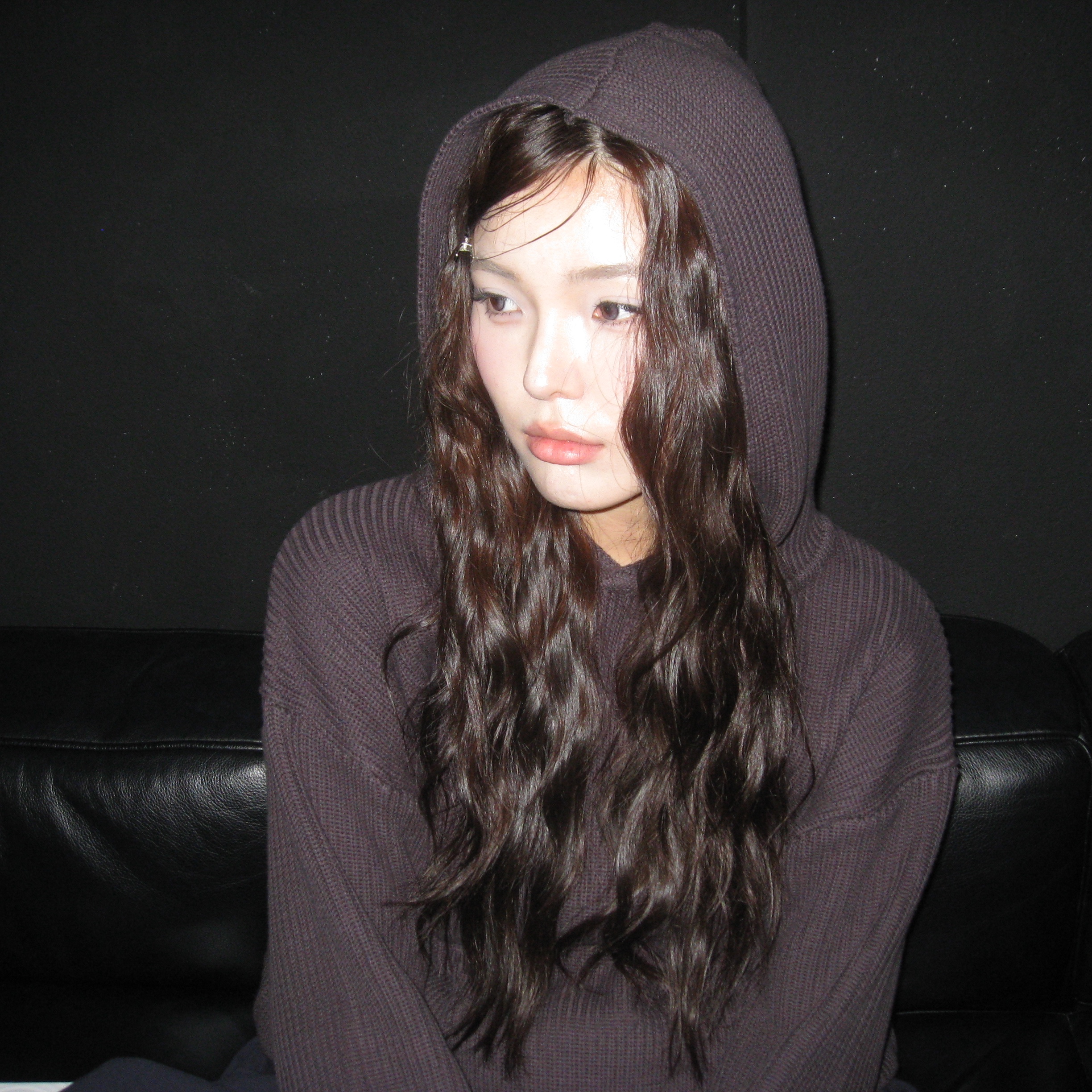 Polyteru Human Index Human Knit Hoodie Purple Charcoal 착용 스타일 - 7