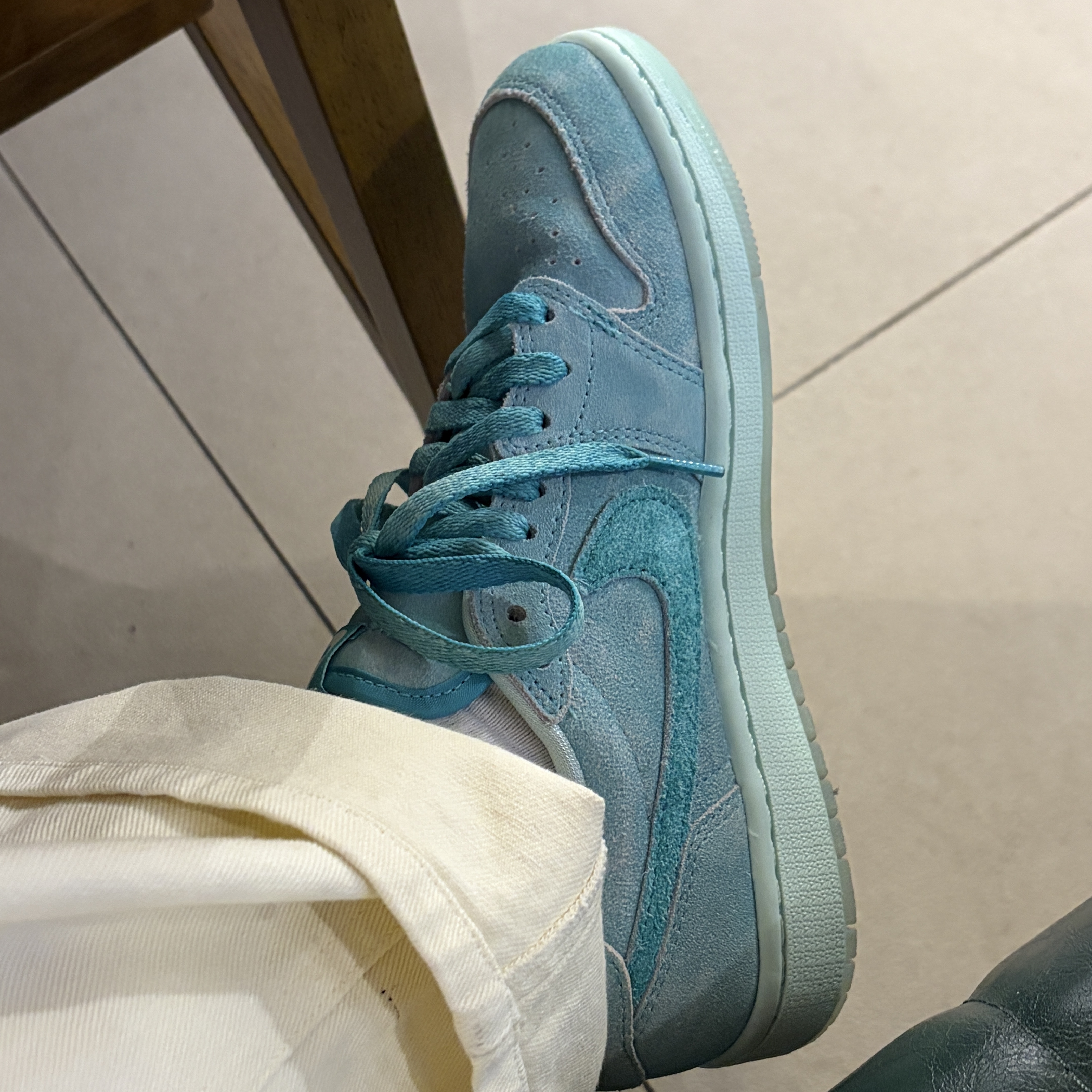 (W) Jordan 1 Retro Low OG Washed Teal, (W) Nike Cortez Textile Pink 착용 스타일 - 4