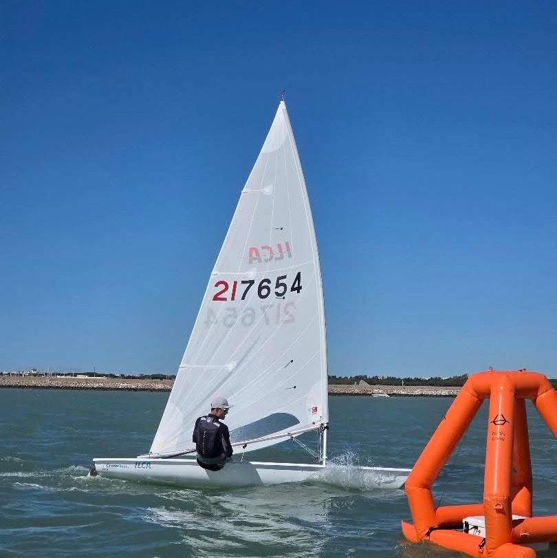 SAILRACING ORCA Tech Merino Top(999) 착용 스타일 - 3