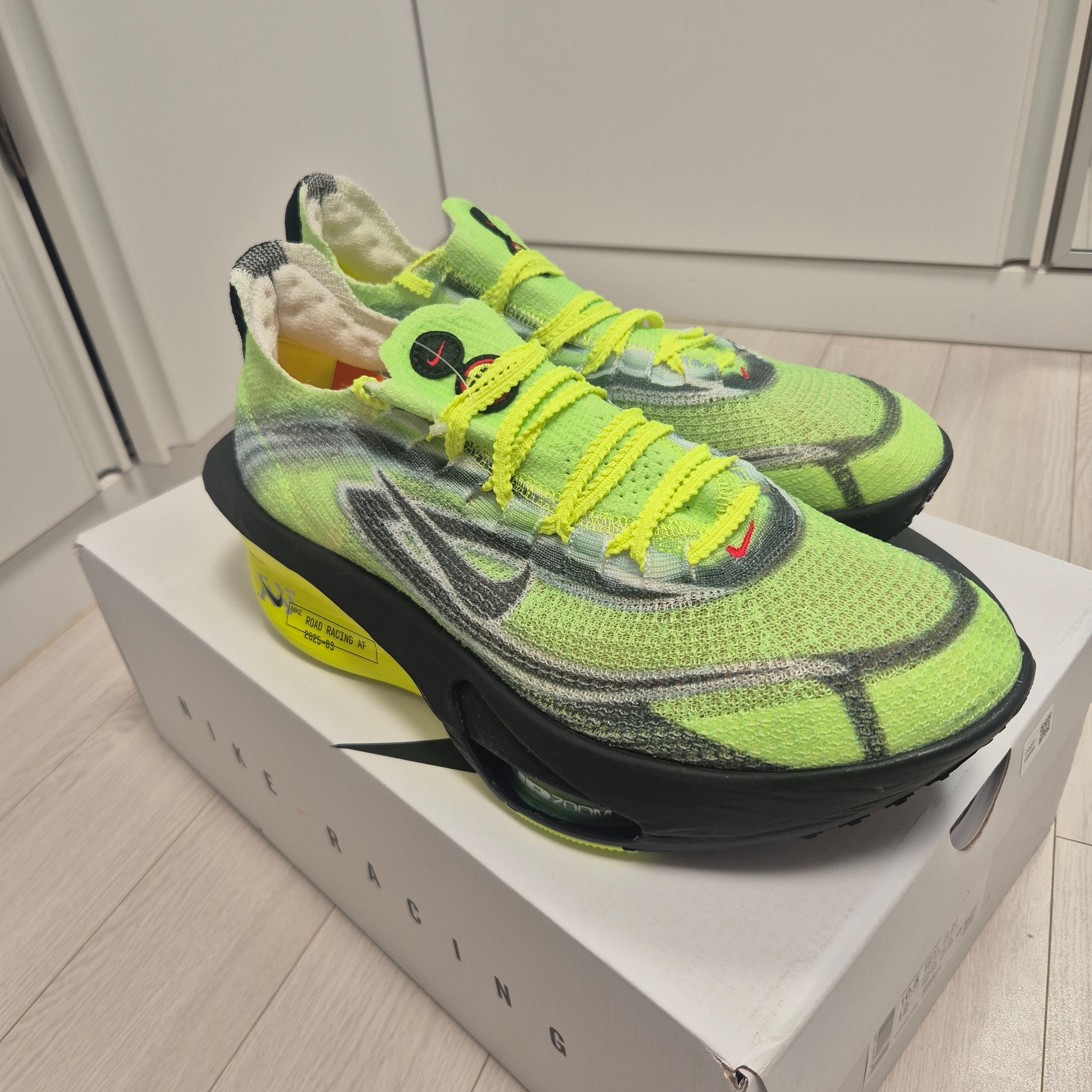 Nike Air Zoom Alphafly Next% 3 Multicolor Volt 착용 스타일